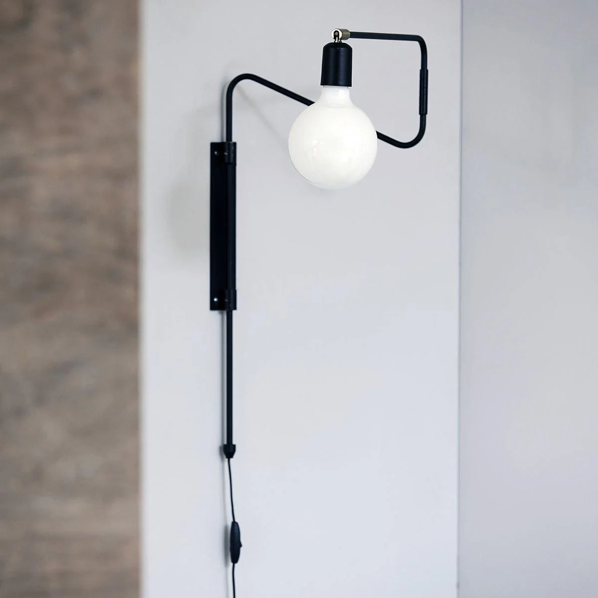 Swing Wall Lamp - Image 4