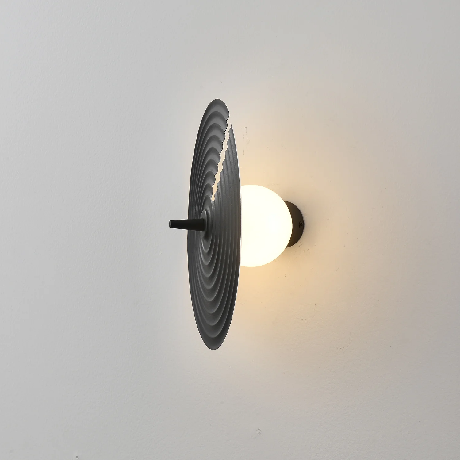 Symphony Wall Lamp - Image 15