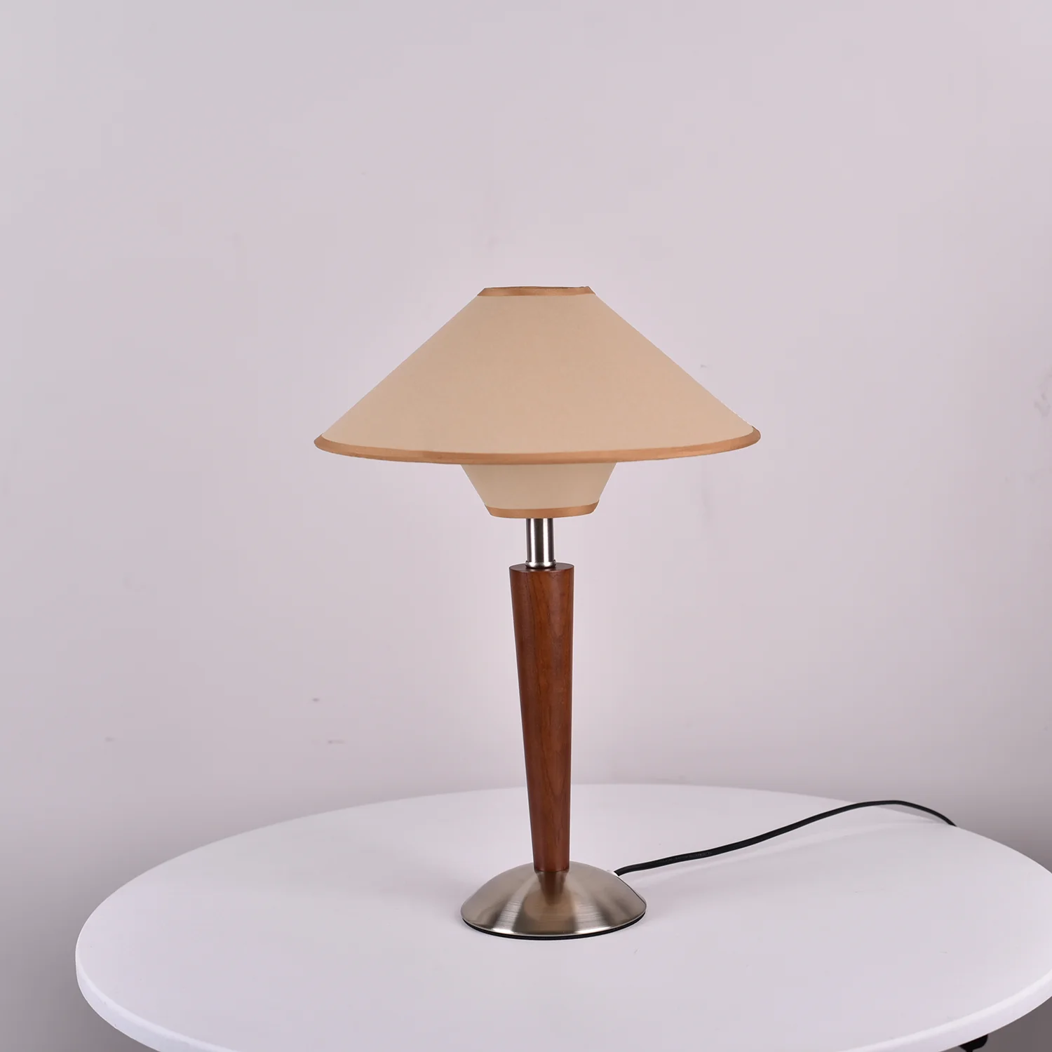 Talonwood Table Lamp - Image 21