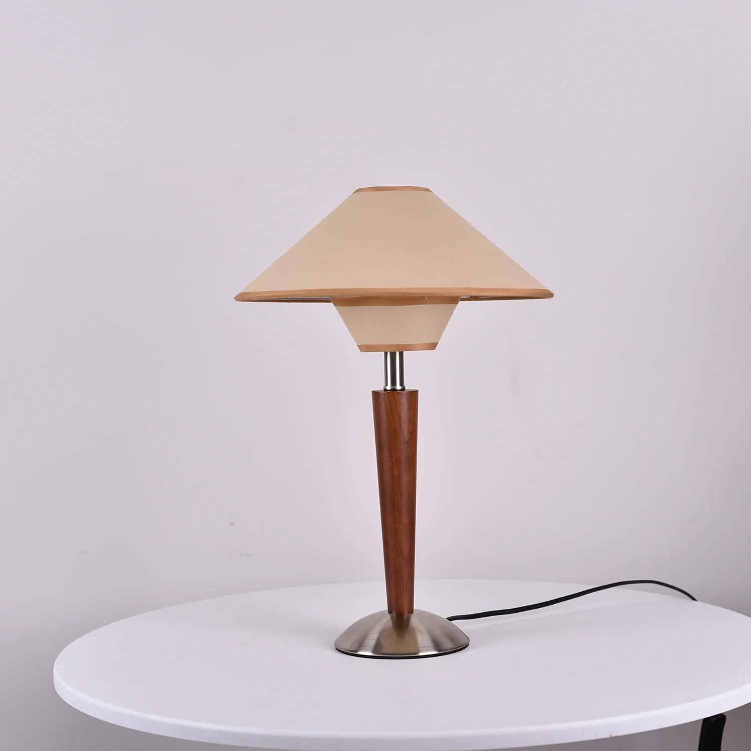 Talonwood Table Lamp - Image 22