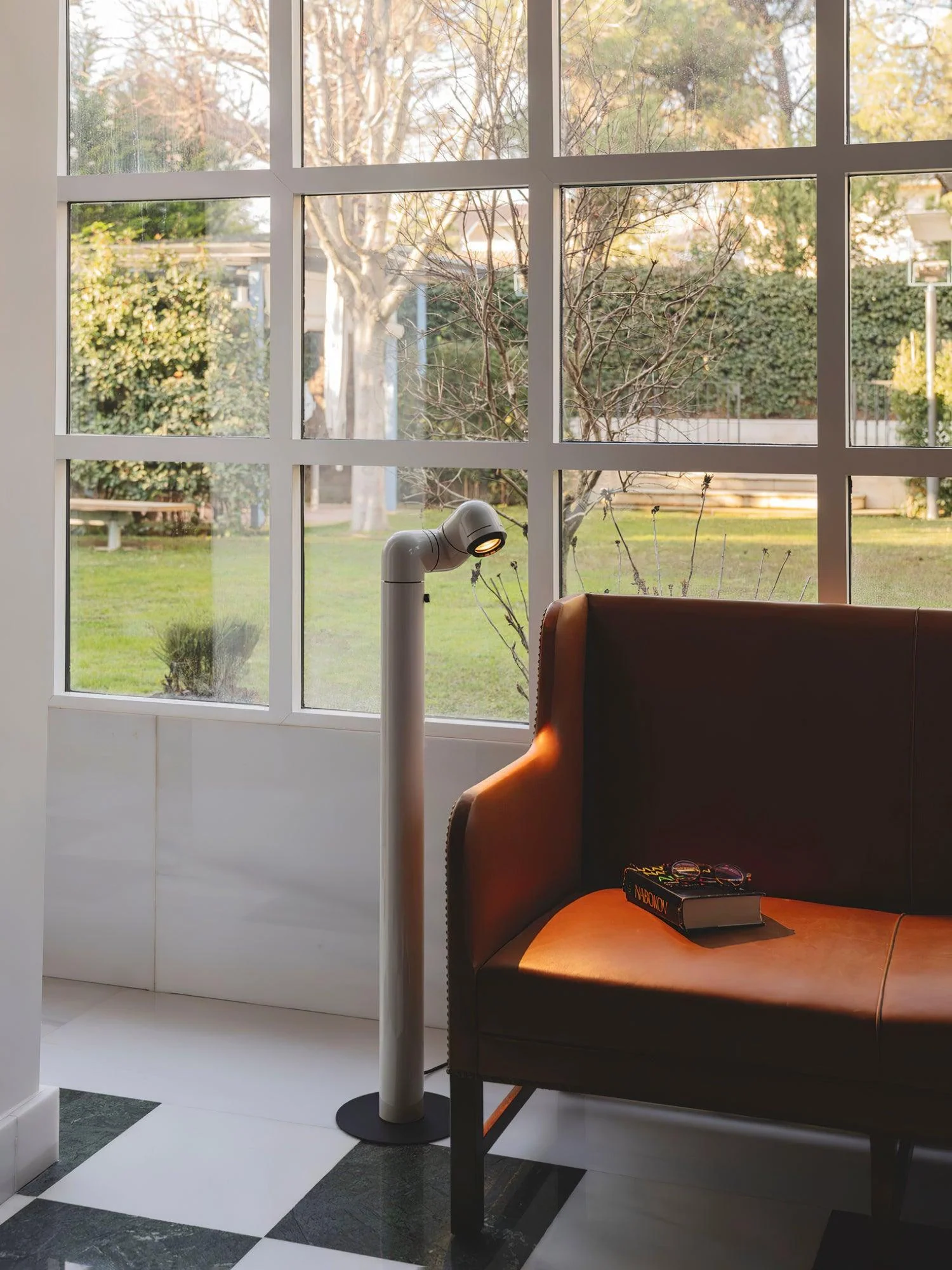 Tatu Alta Floor Lamp - Image 37