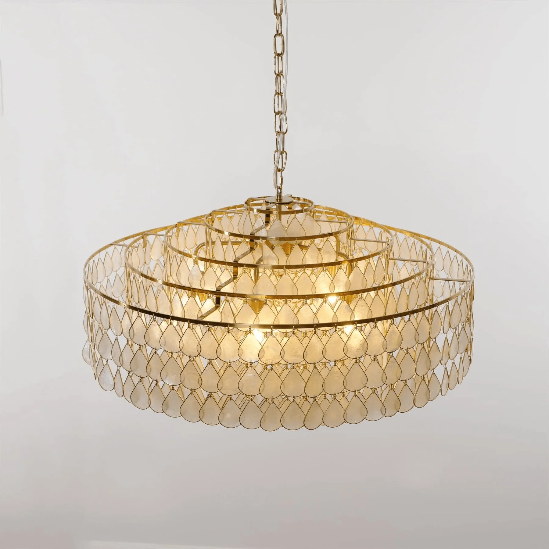 Teardrops Shell Chandelier - Image 23
