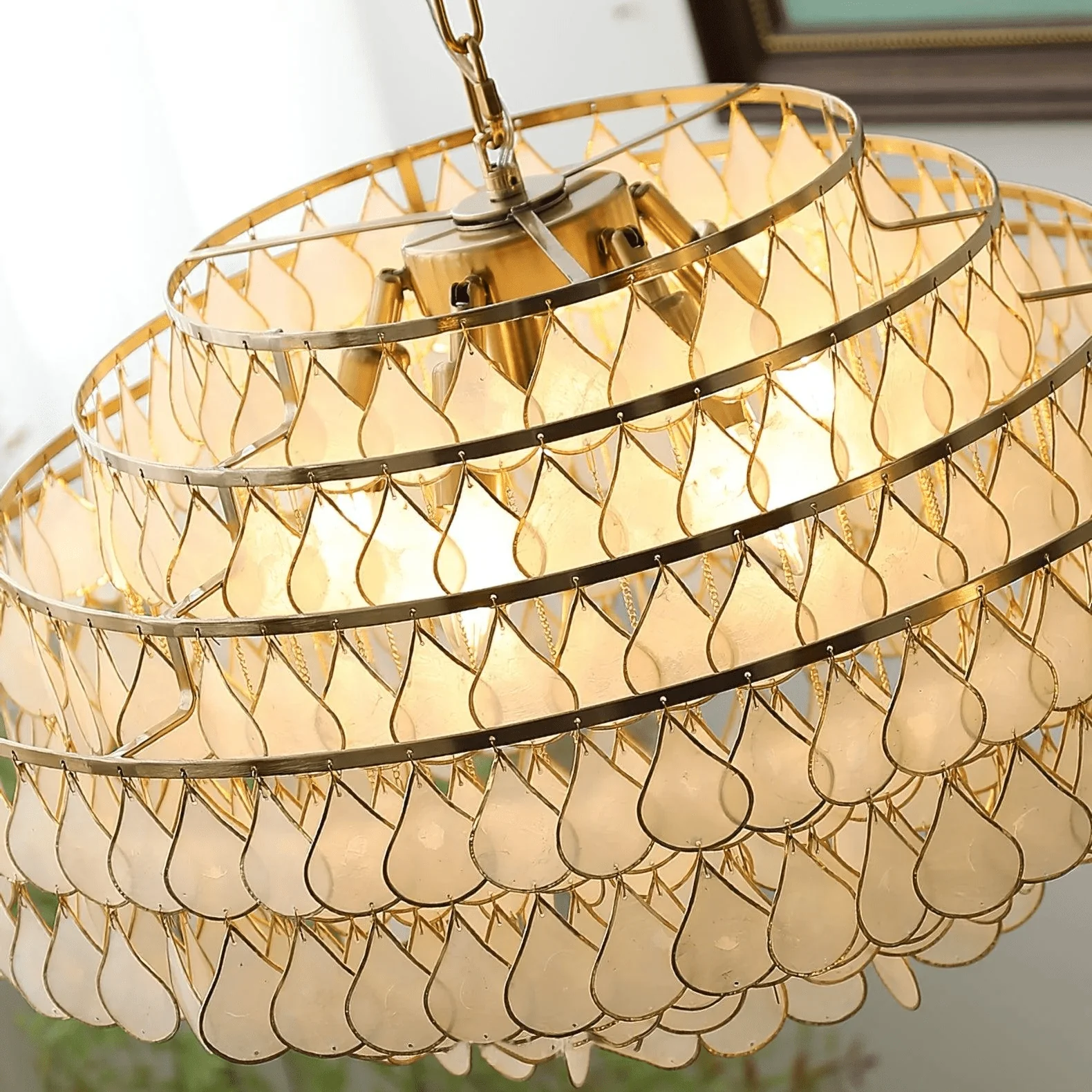 Teardrops Shell Chandelier - Image 27