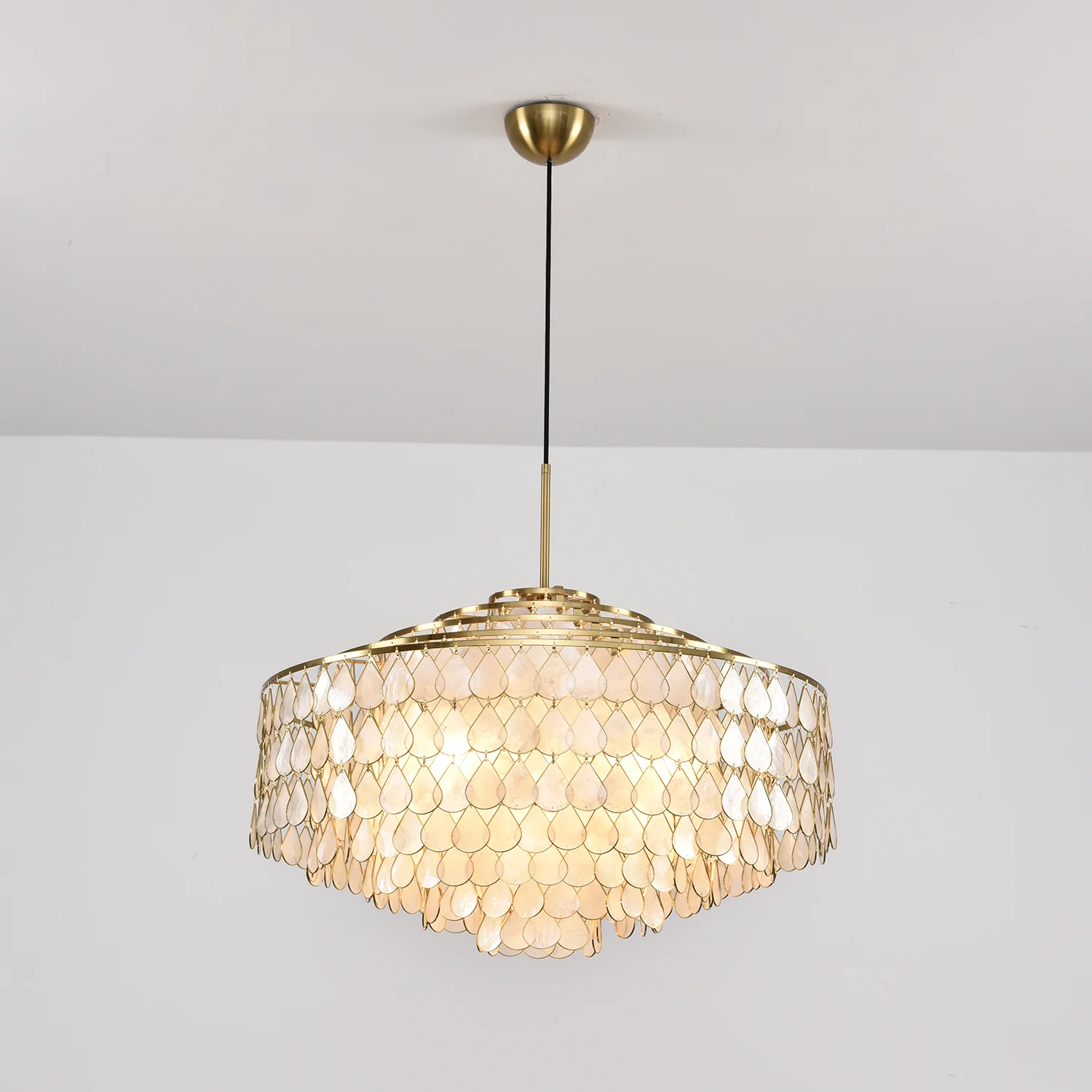 Teardrops Shell Chandelier - Image 67