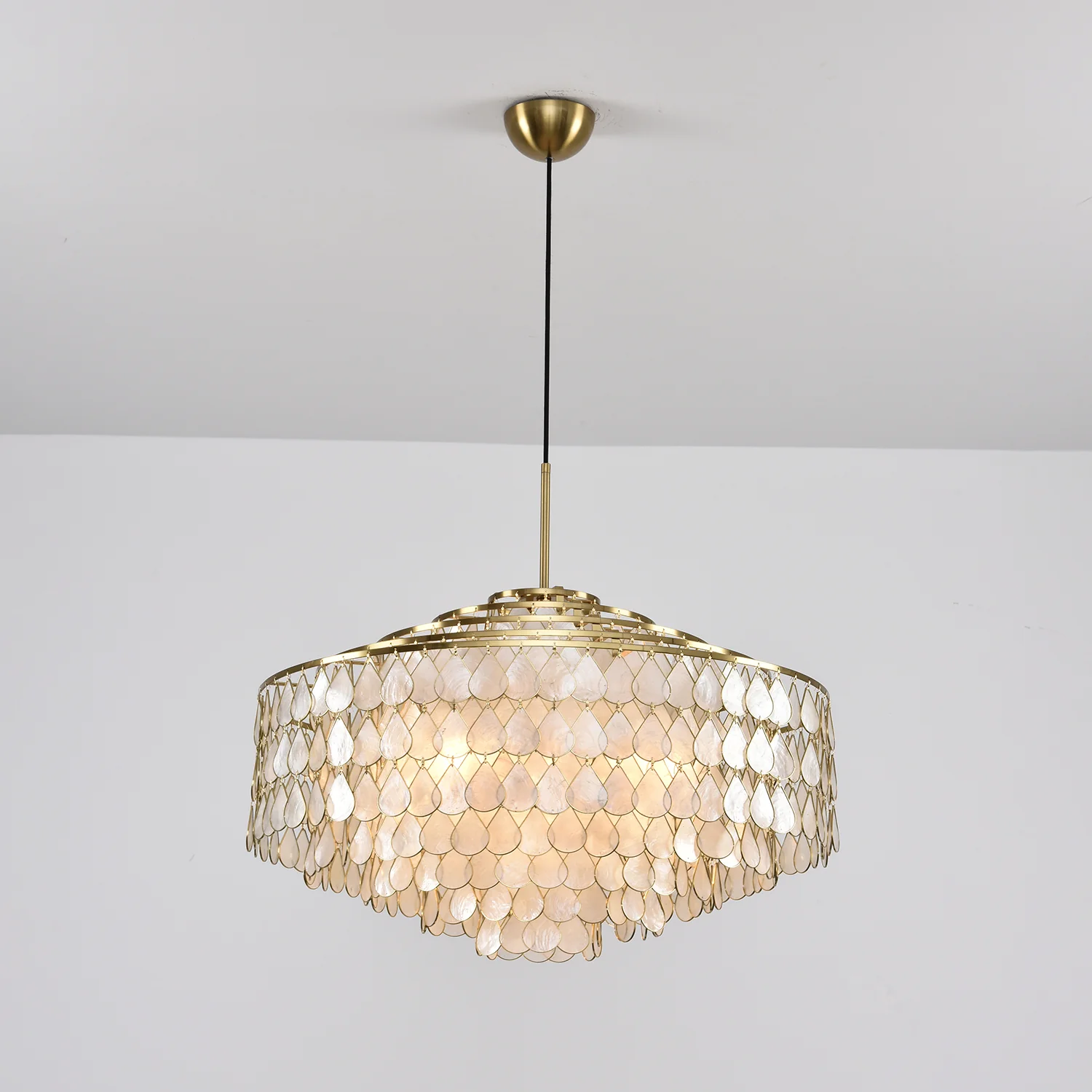 Teardrops Shell Chandelier - Image 68