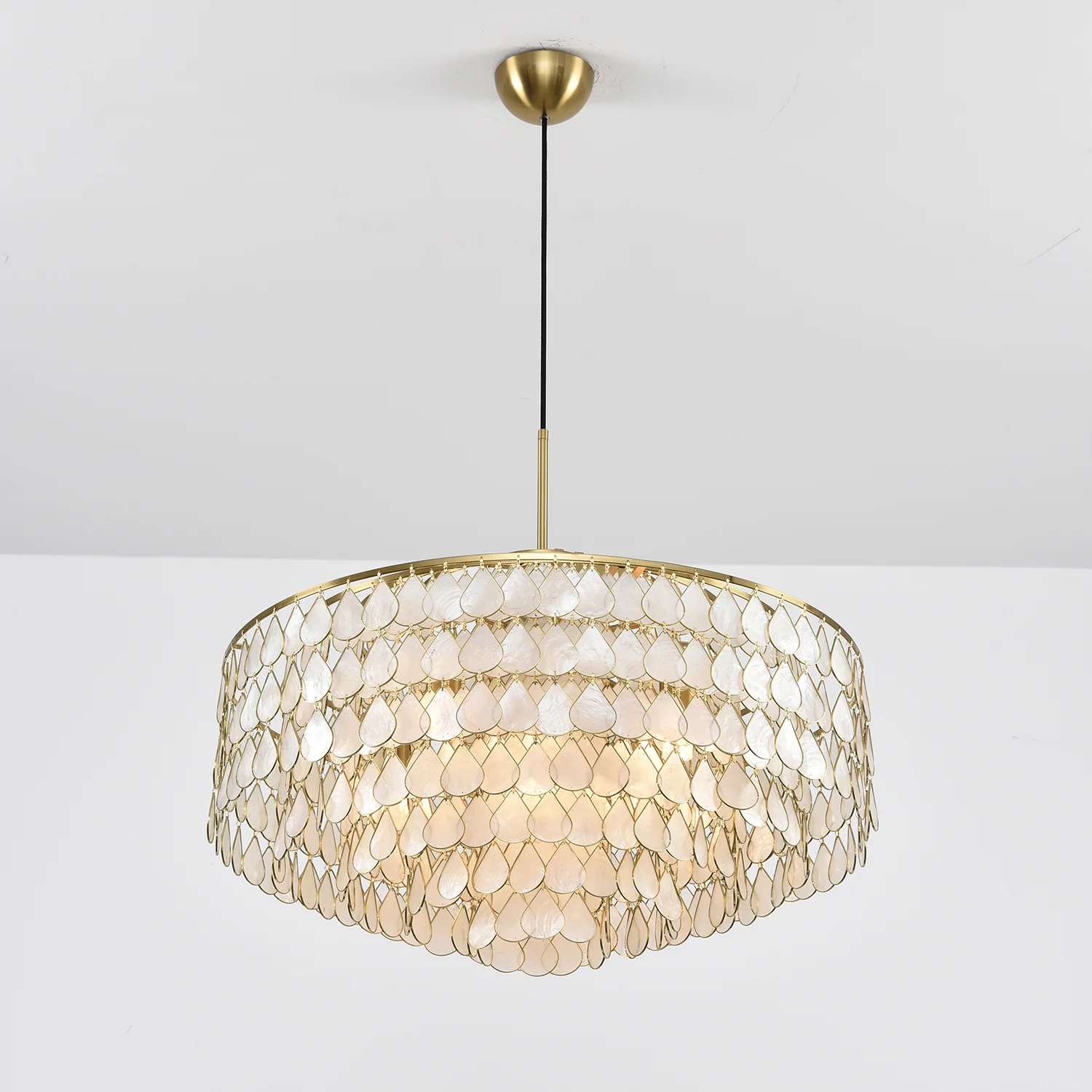 Teardrops Shell Chandelier - Image 71