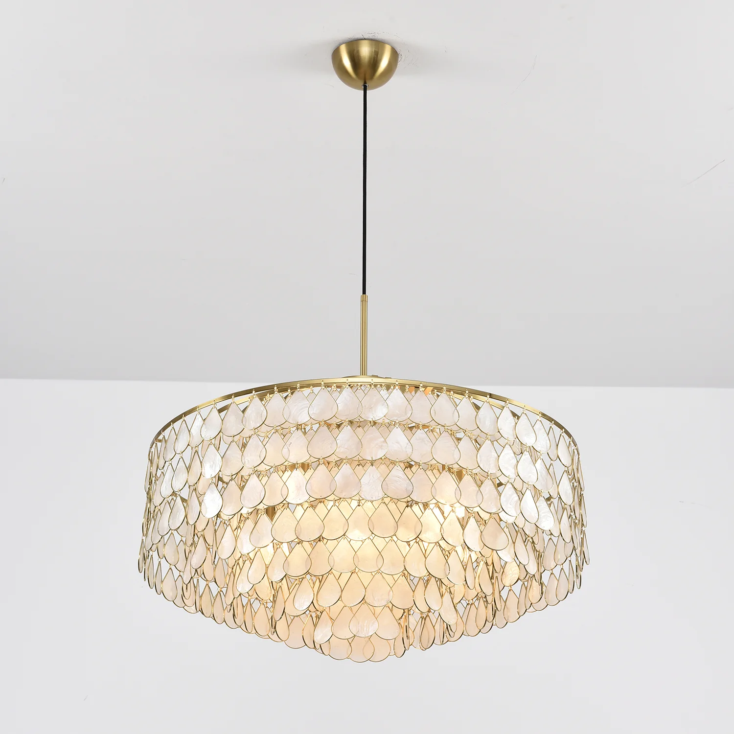 Teardrops Shell Chandelier - Image 72