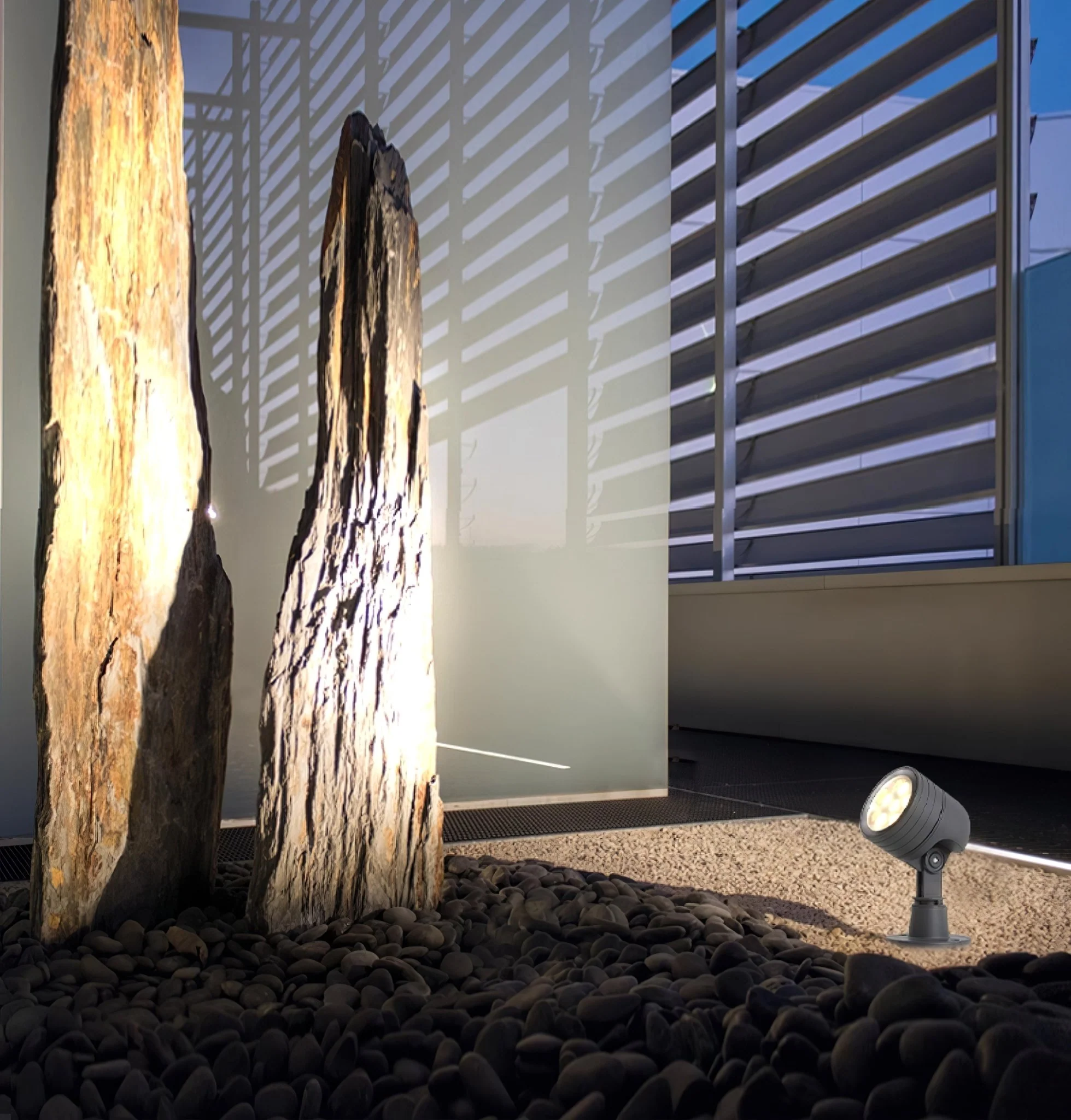 Terra Focus Outdoor Spot Light - Image 8