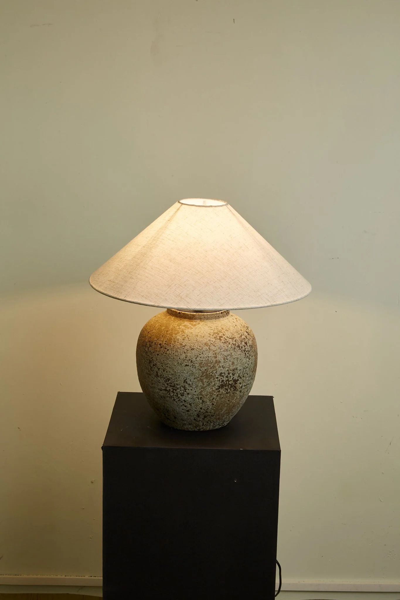 Terra Vessel Table Lamp - Image 9