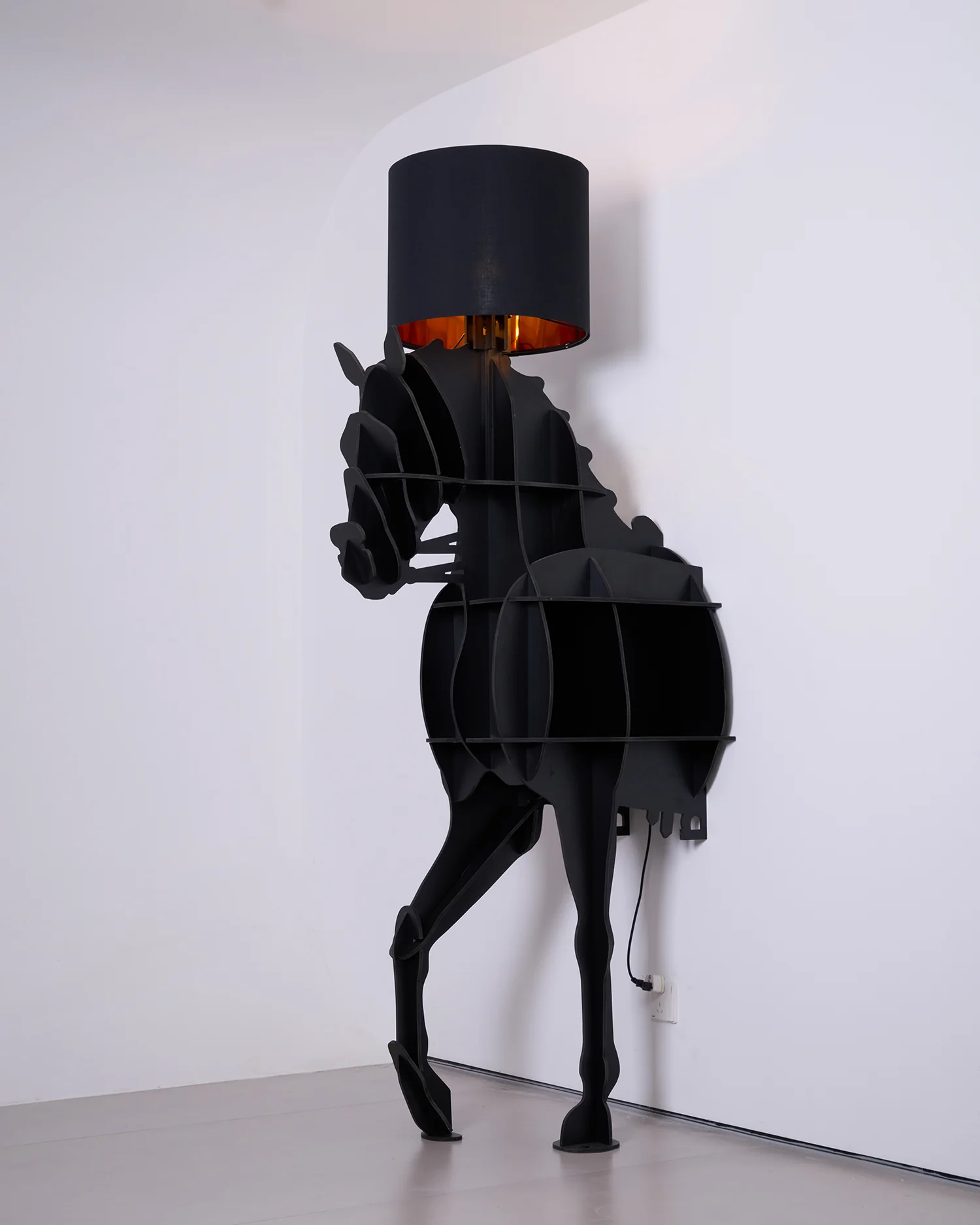 Tete Horse Floor Lamp - Image 34