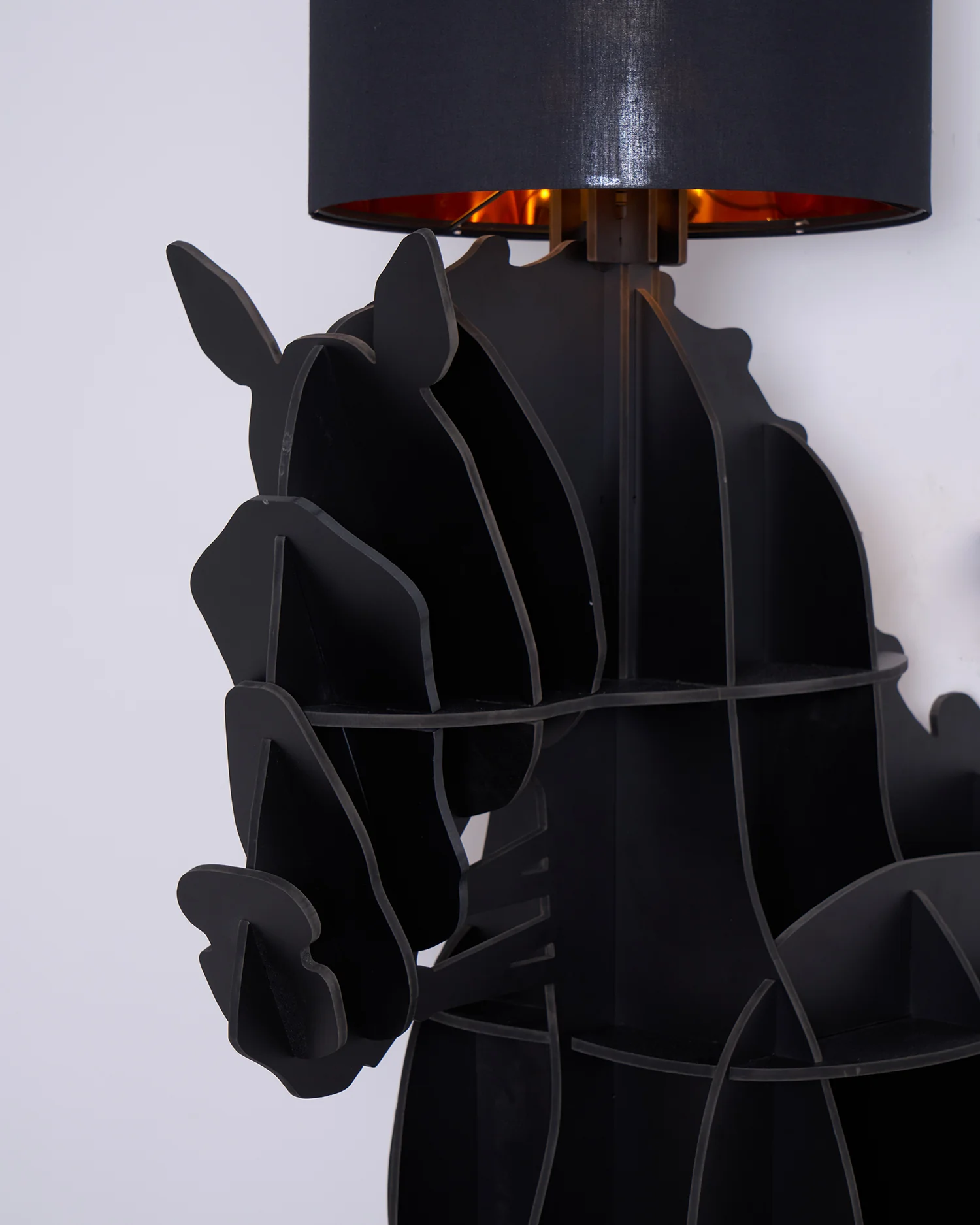 Tete Horse Floor Lamp - Image 38