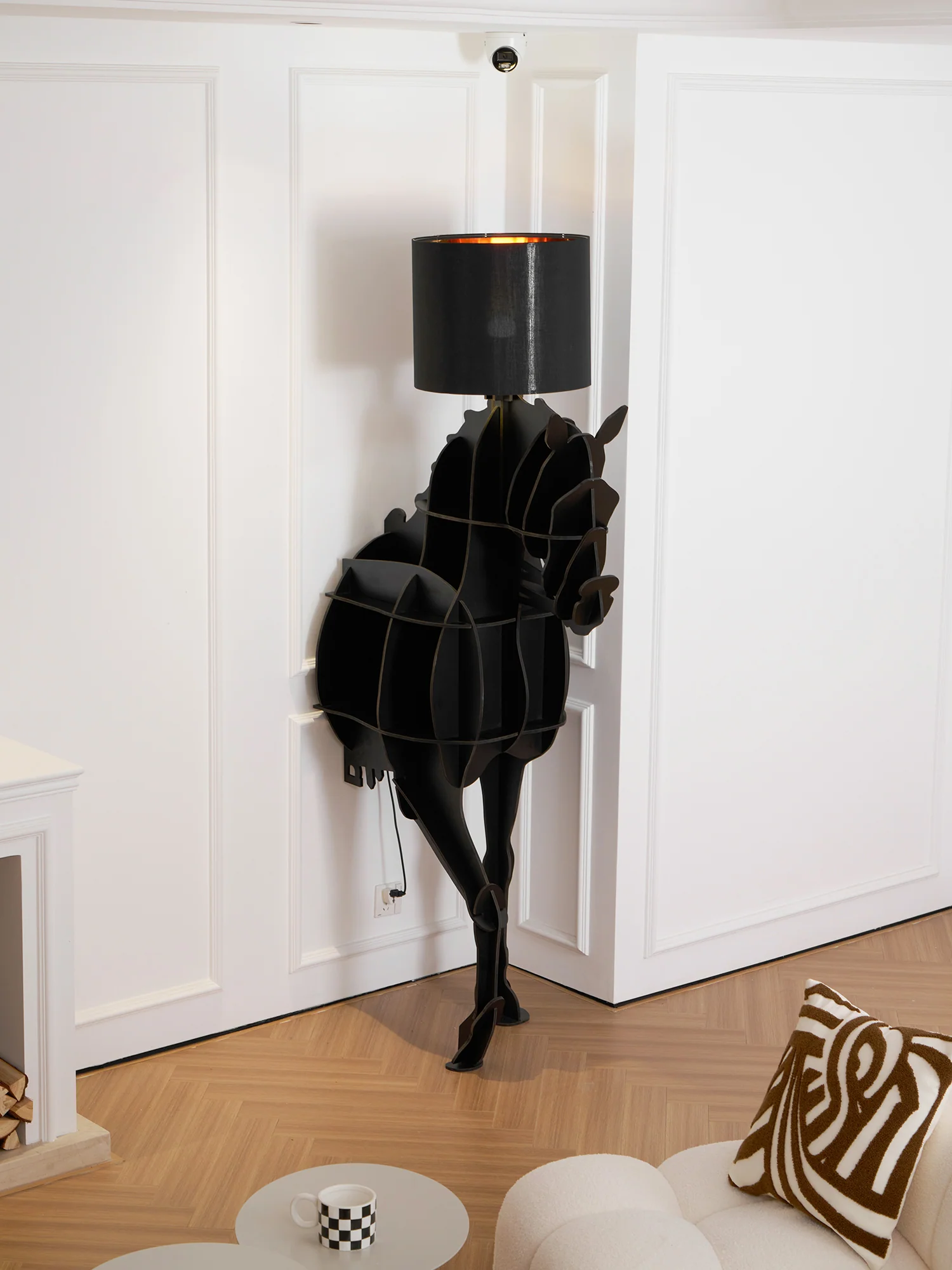 Tete Horse Floor Lamp - Image 39