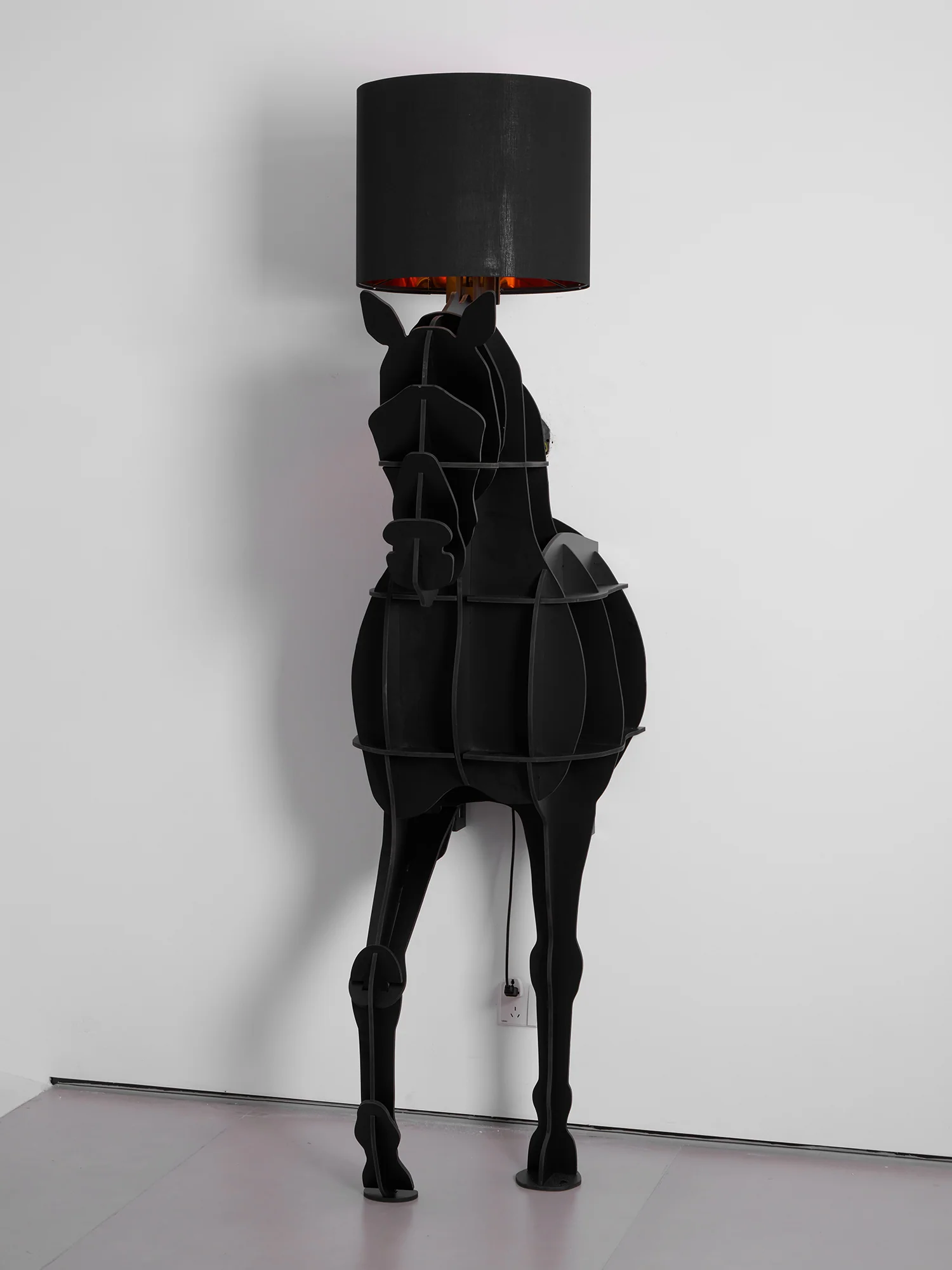 Tete Horse Floor Lamp - Image 41