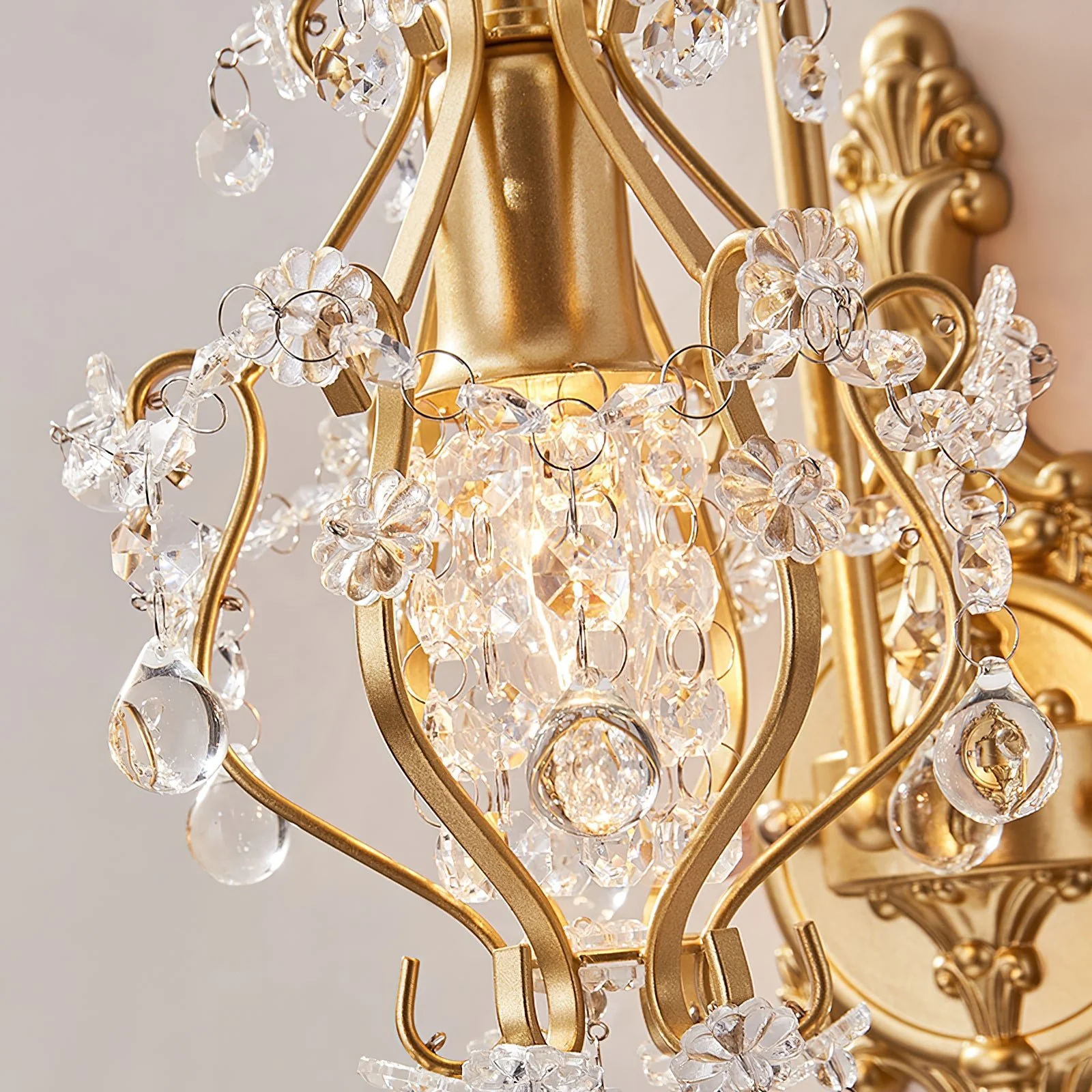 Timon Crystal Wall Lamp - Image 9