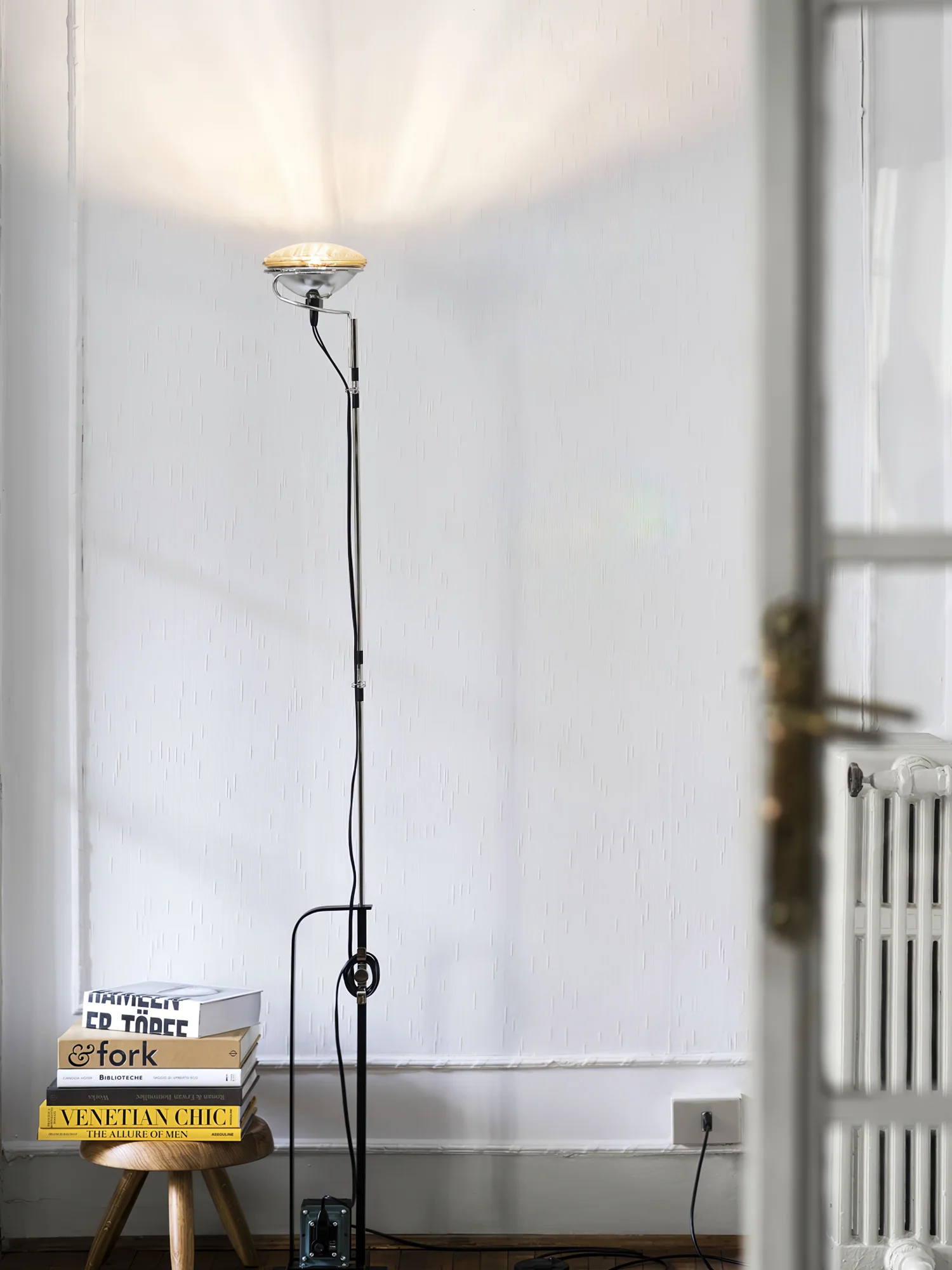 Toio Floor Lamp - Image 35