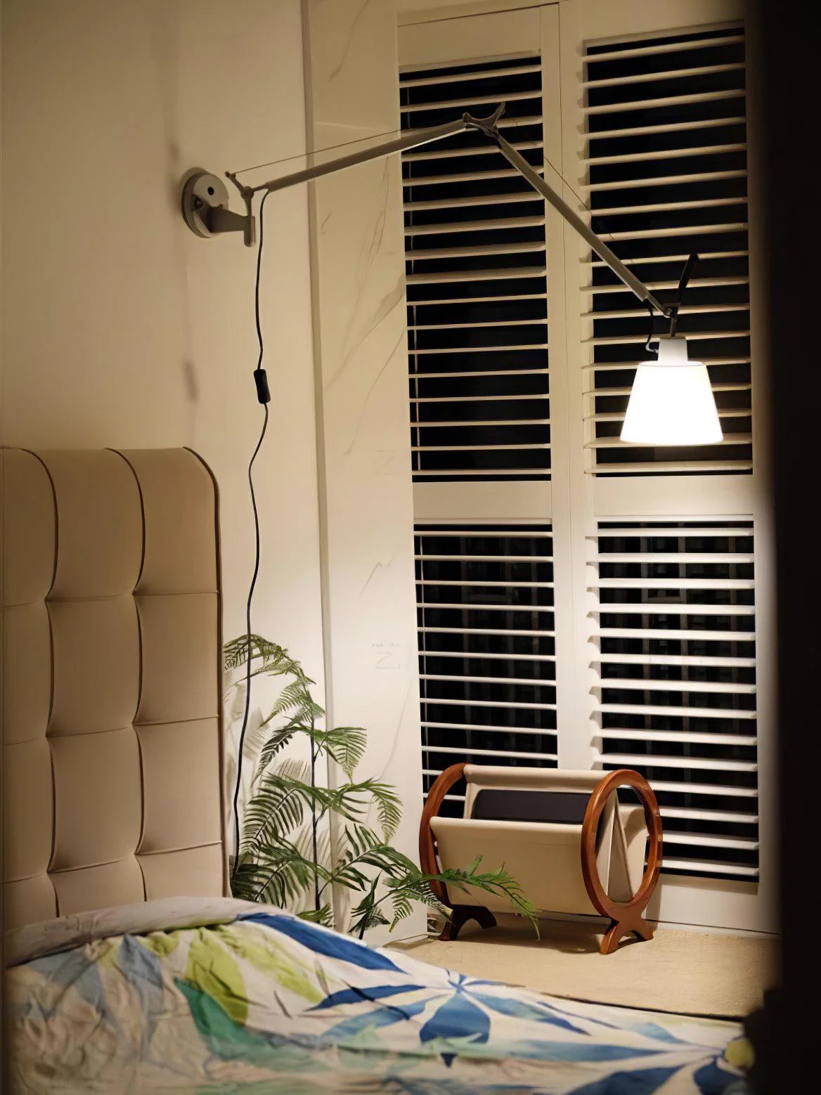 Rocker Modern Design Wall Lamp - Image 8