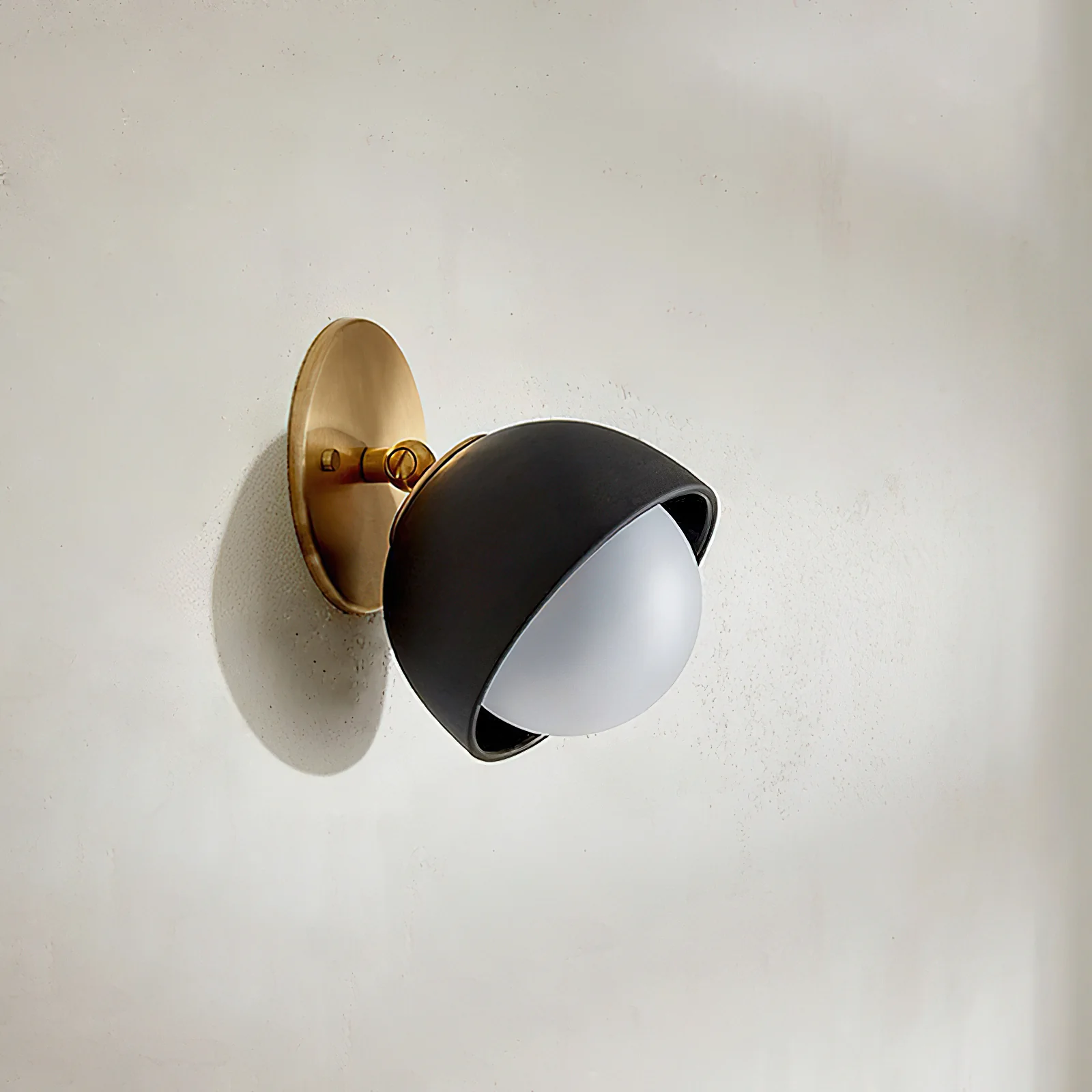 Tranquil Travertine Wall Light - Image 4