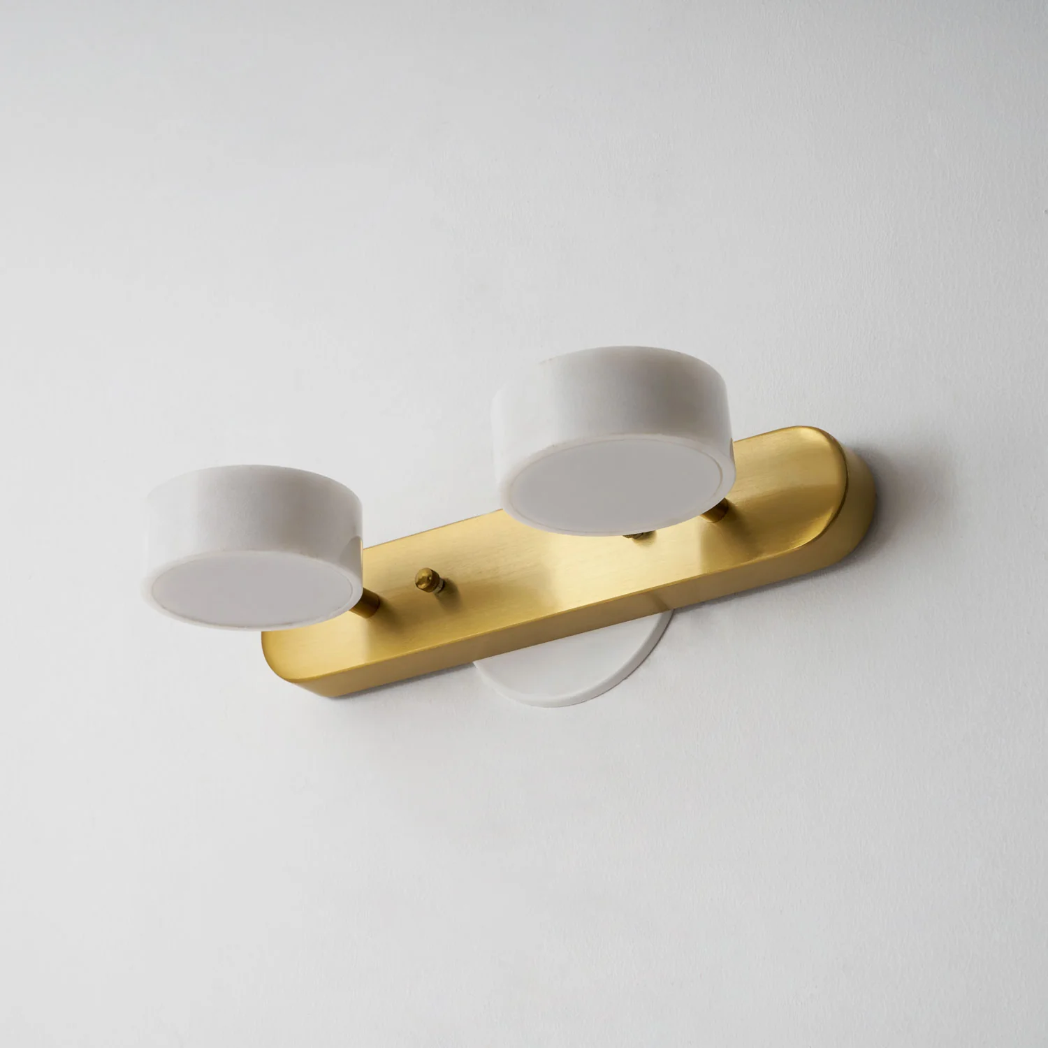 Traviso Trio Vanity Light - Image 18