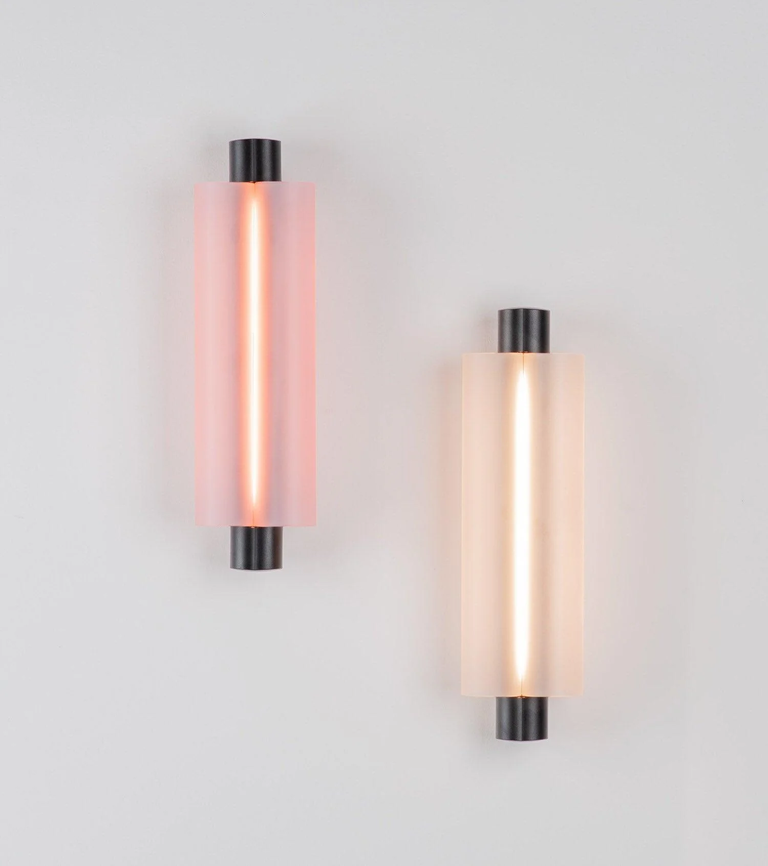 Trillium Wall Sconce - Image 25