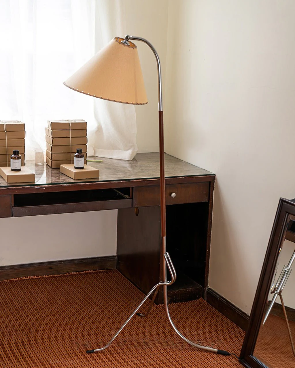 Tripod Arc Floor Lamp - Image 3