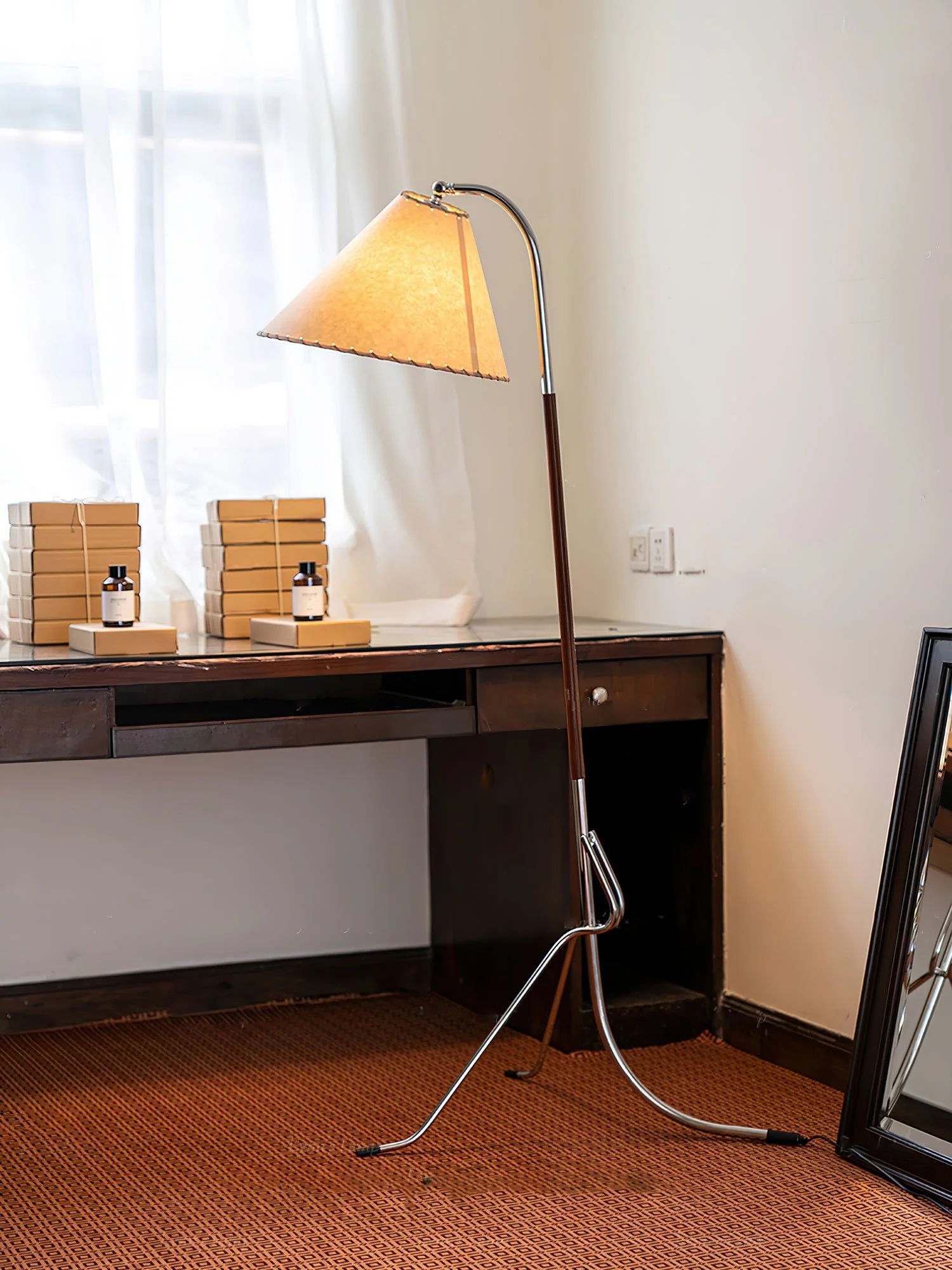 Tripod Arc Floor Lamp - Image 5