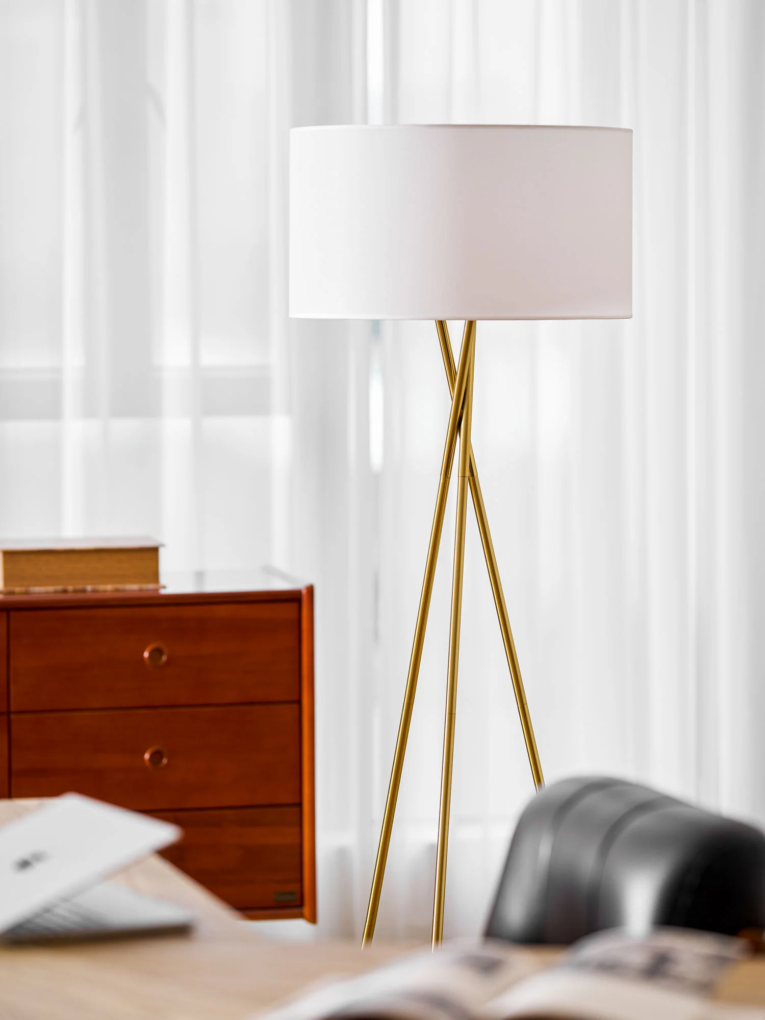 Tripod Grace Floor Lamp - Image 16