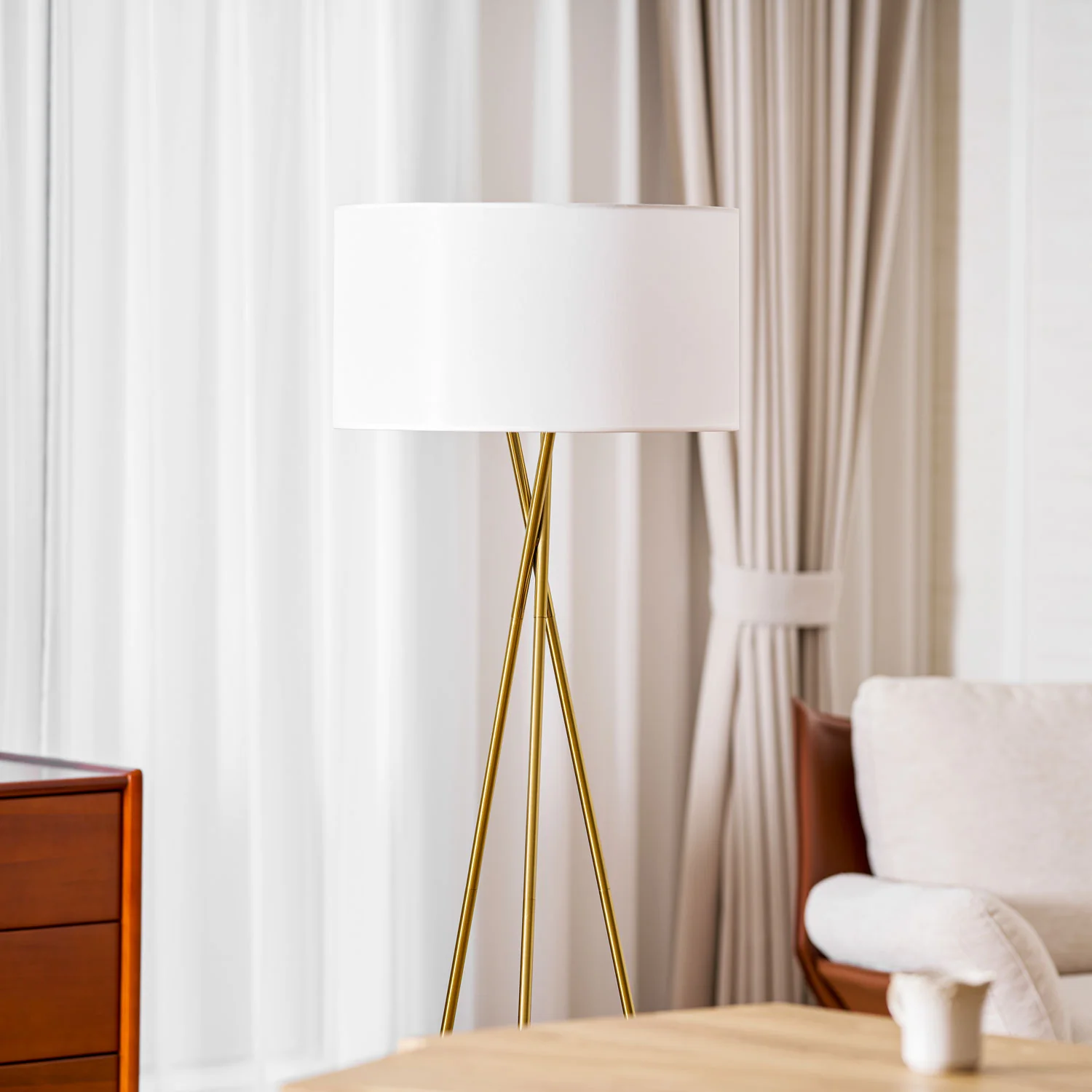Tripod Grace Floor Lamp - Image 31