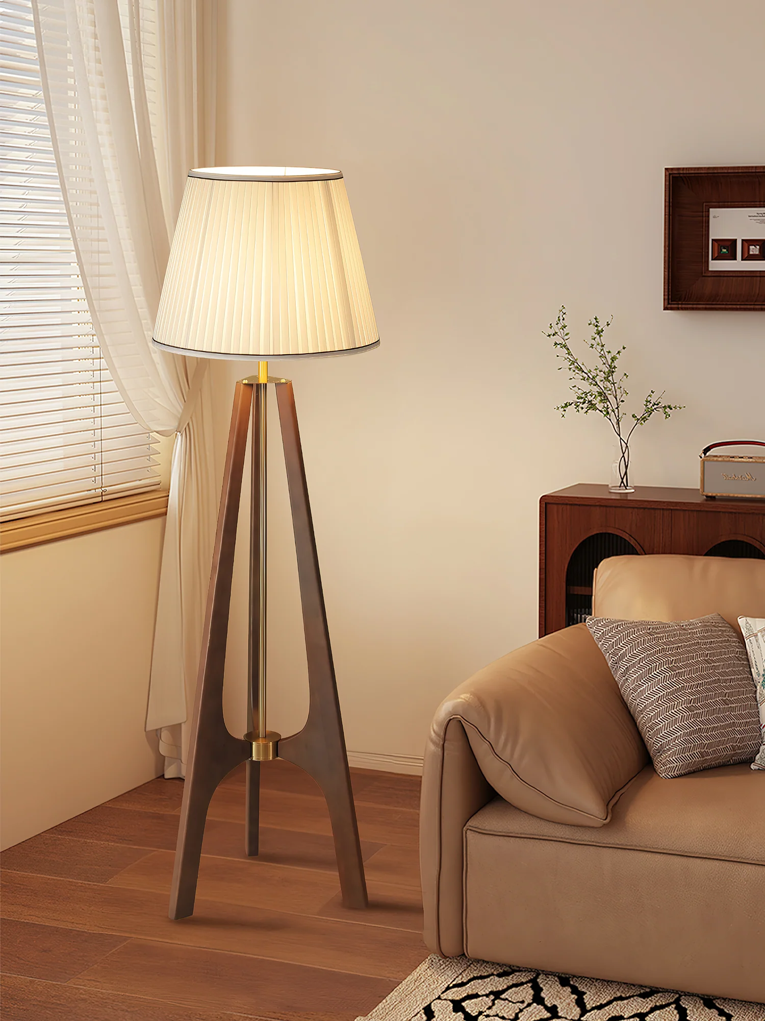 Trivelle Tripod Floor Lamp - Image 10
