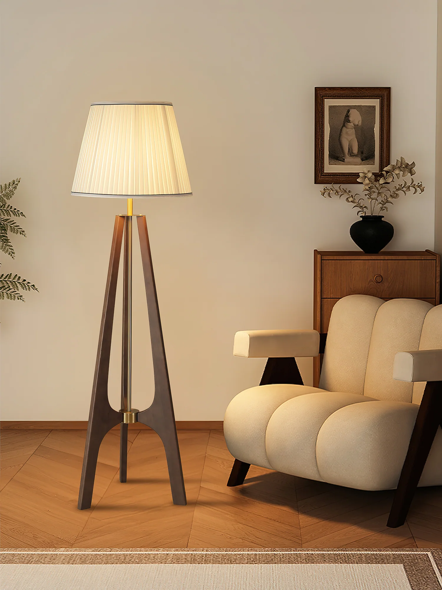 Trivelle Tripod Floor Lamp - Image 4