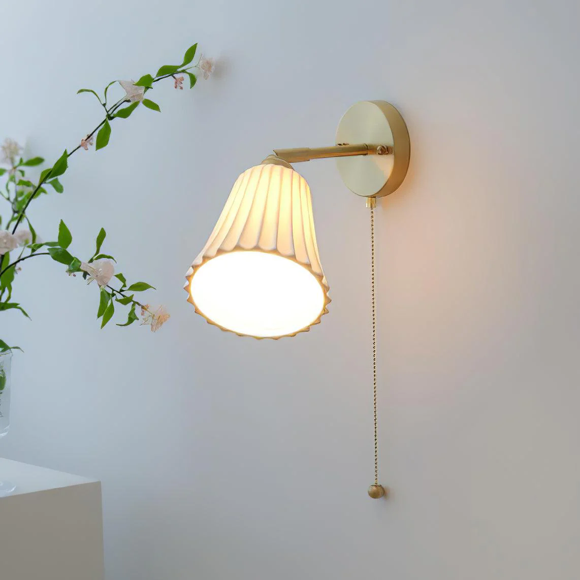 Trumpet Ceramic Wall Light - Image 15