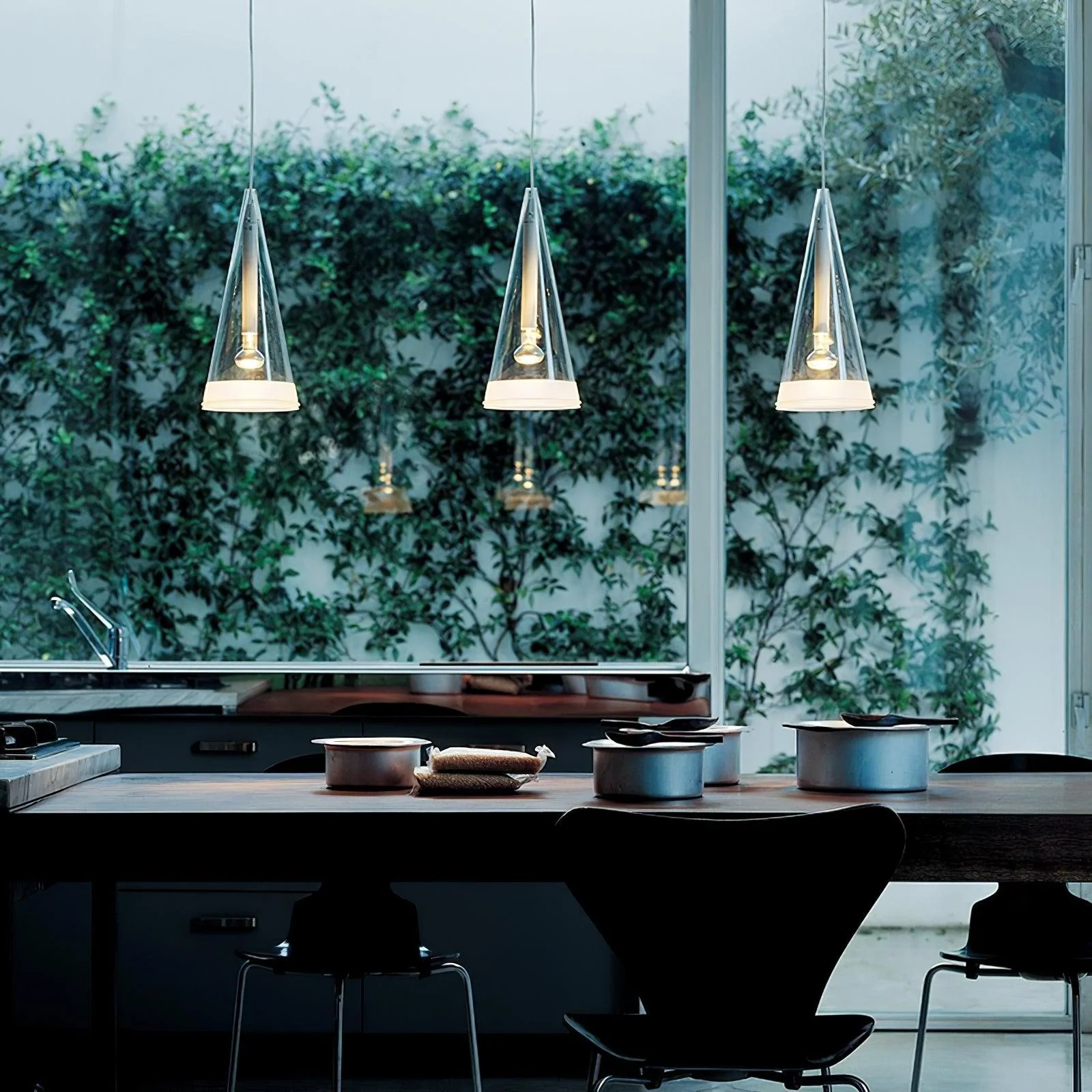Tuileries Glass Pendant Light - Image 2