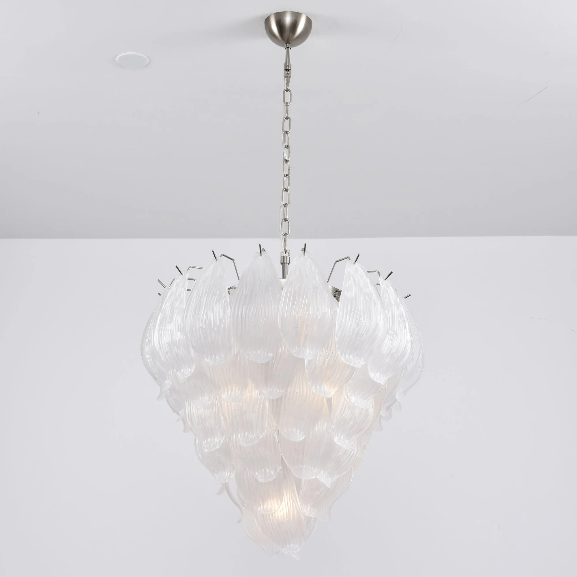 Tuliva Murano Chandelier - Image 4