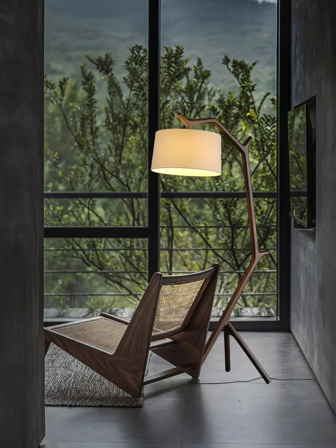 Umahi Floor Lamp - Image 35