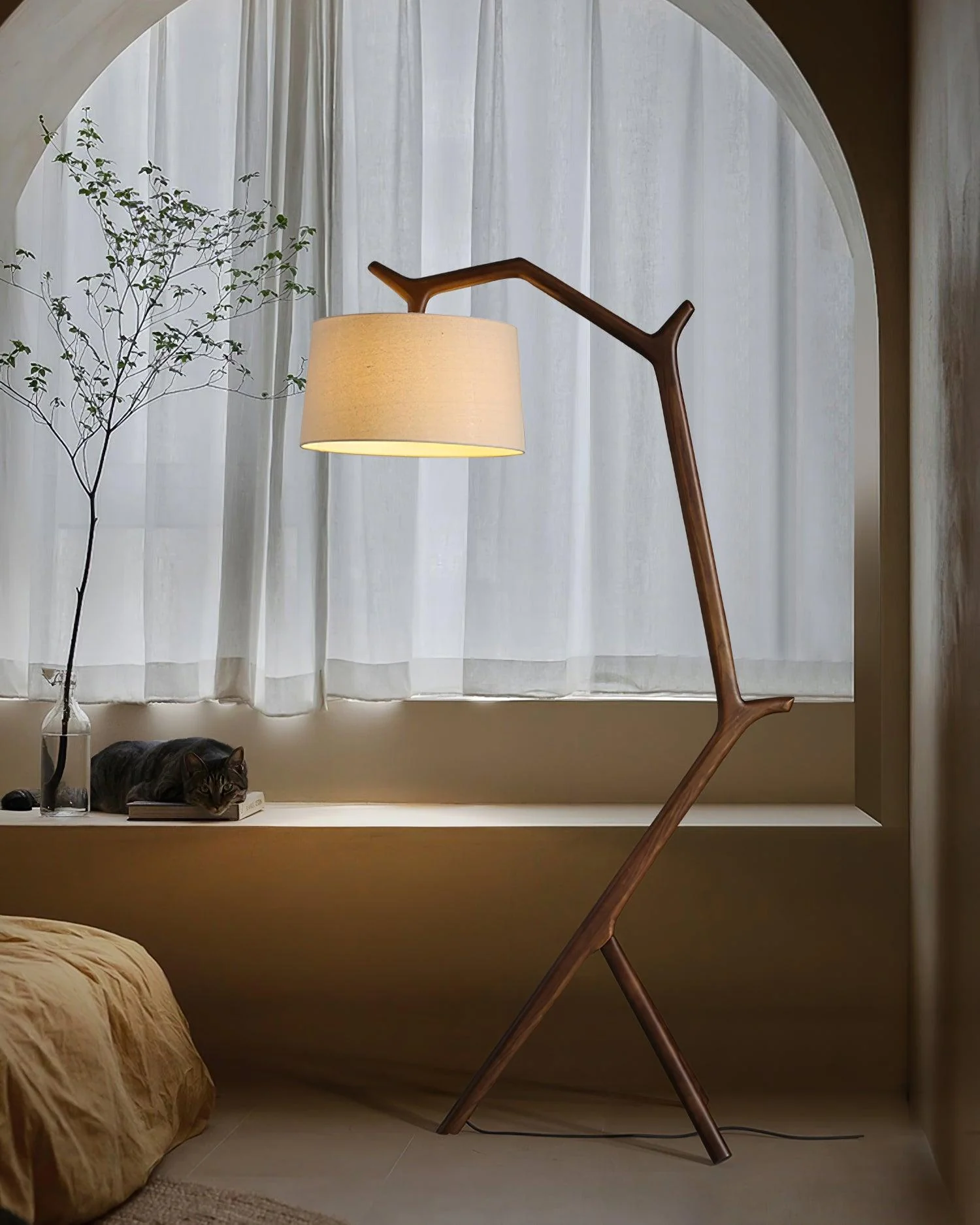 Umahi Floor Lamp - Image 8