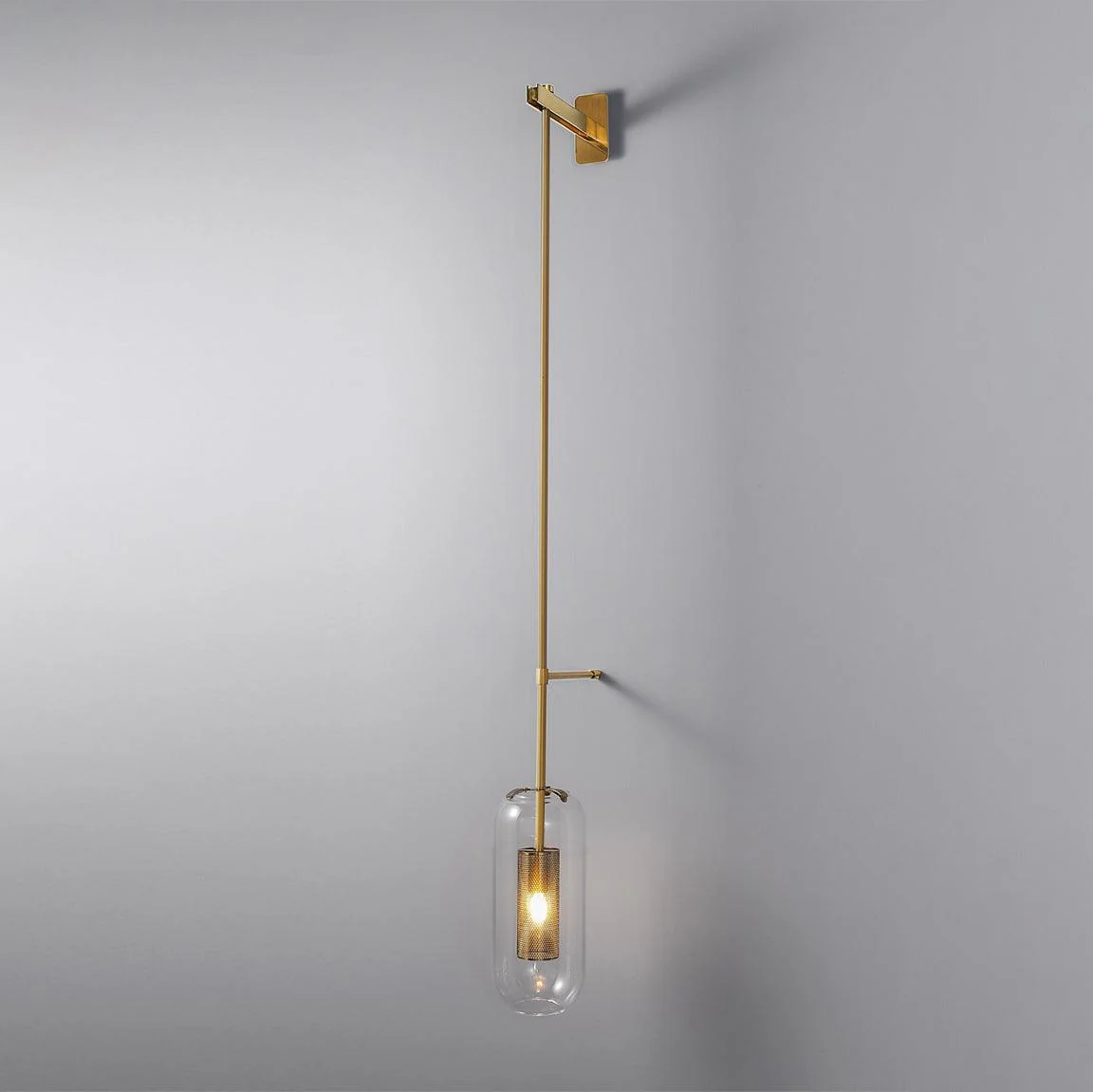 Vadim Wall Lamp - Image 3