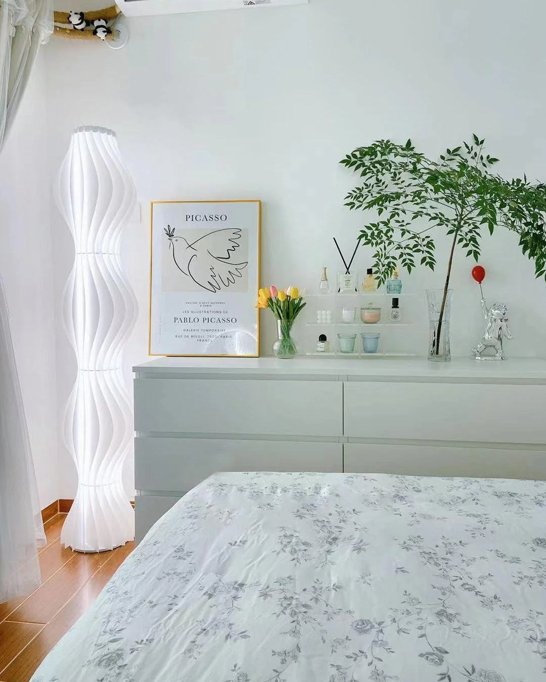 Vapor Floor Lamp - Image 37