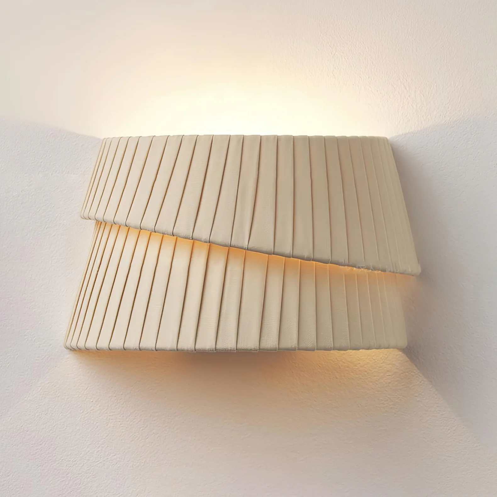 Vela Twist Wall Lamp - Image 10