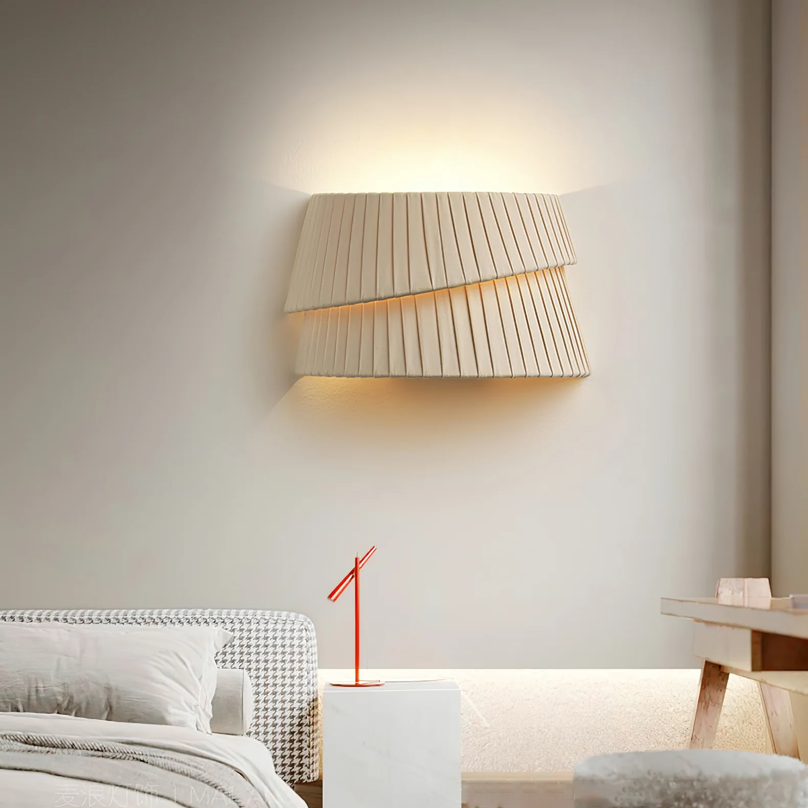 Vela Twist Wall Lamp - Image 3