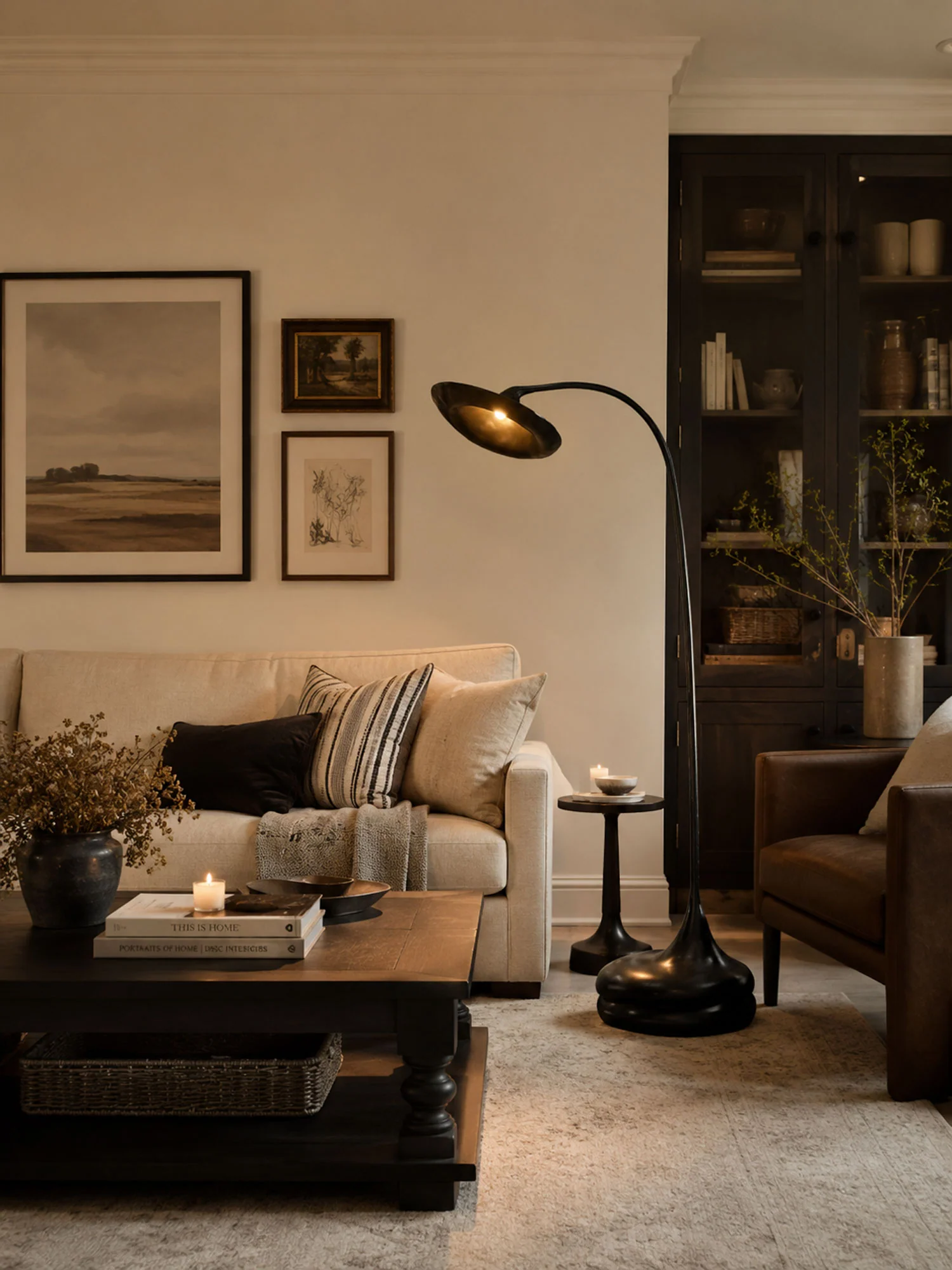 Venus Sculpture Floor Lamp - Image 5