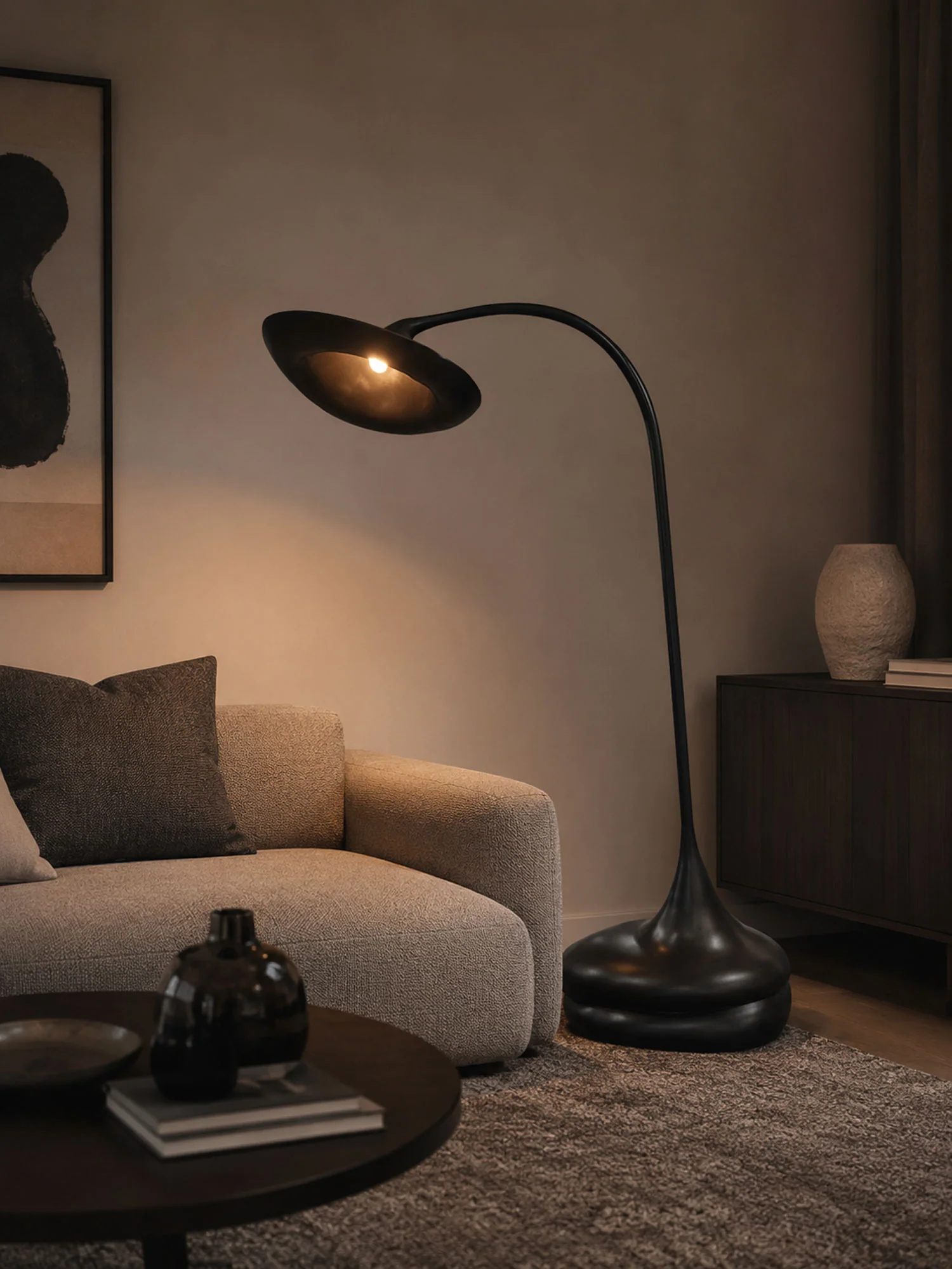 Venus Sculpture Floor Lamp - Image 9