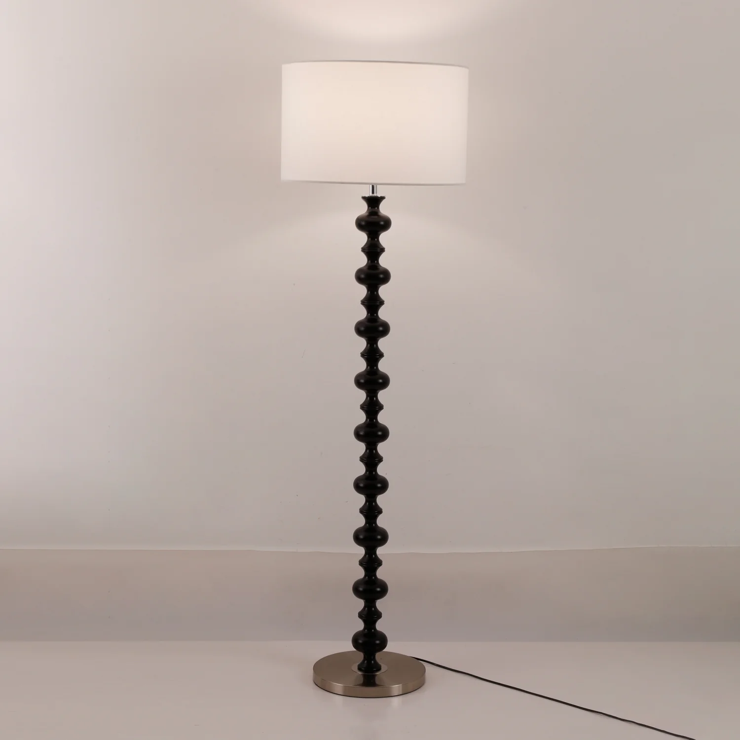 Vera Floor Lamp - Image 14