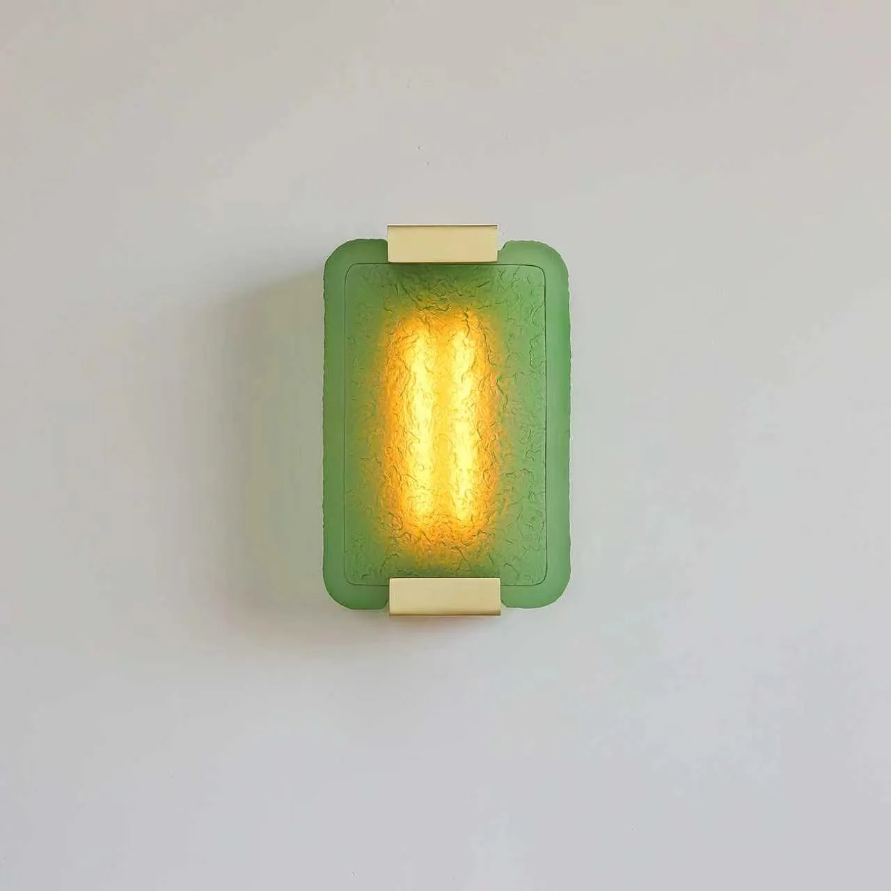 Verella Cast Resin Wall Sconce - Image 19