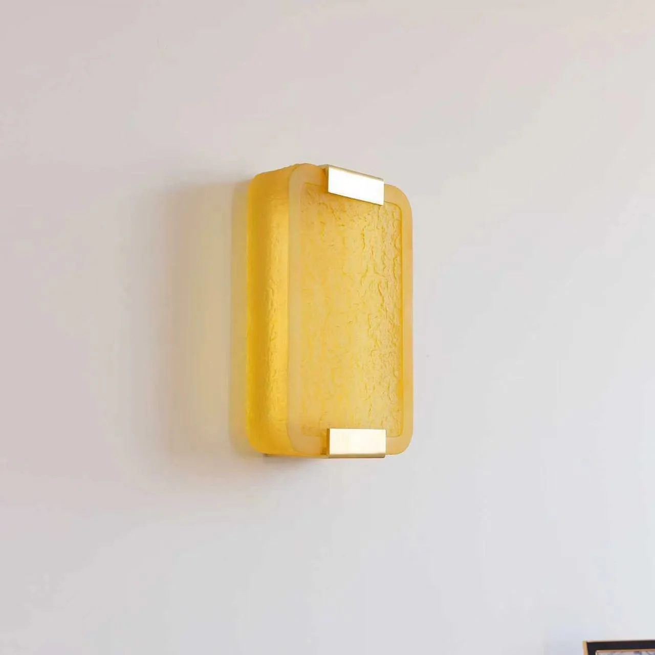 Verella Cast Resin Wall Sconce - Image 20