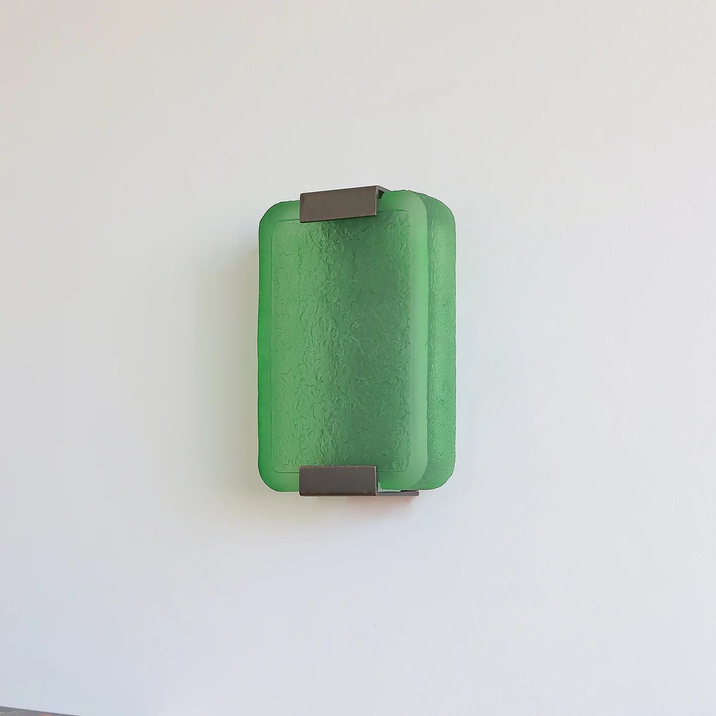 Verella Cast Resin Wall Sconce - Image 25
