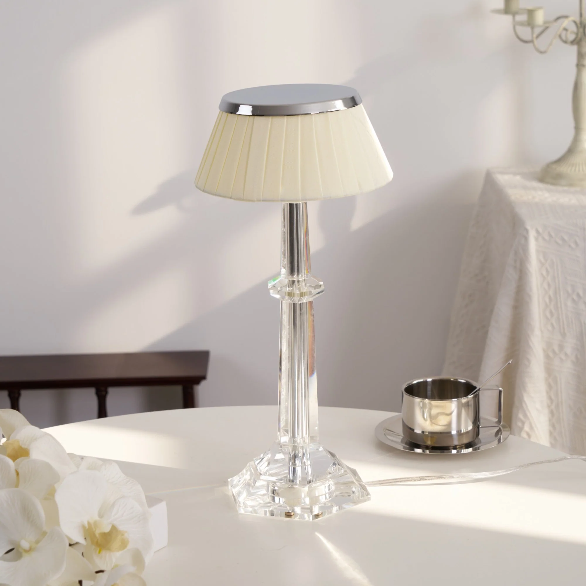Versailles Table Lamp - Image 3