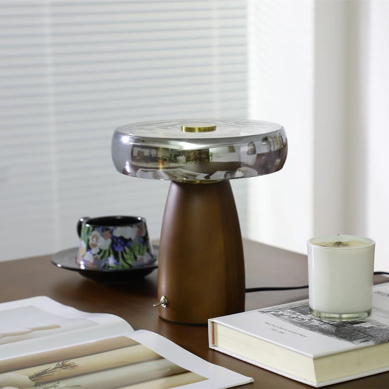 Veyra Table Lamp - Image 32
