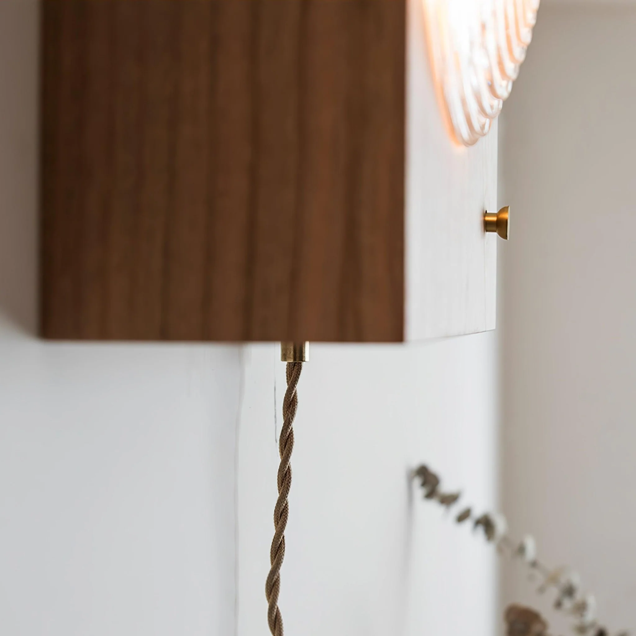 Vintage Camera Wall Lamp - Image 13