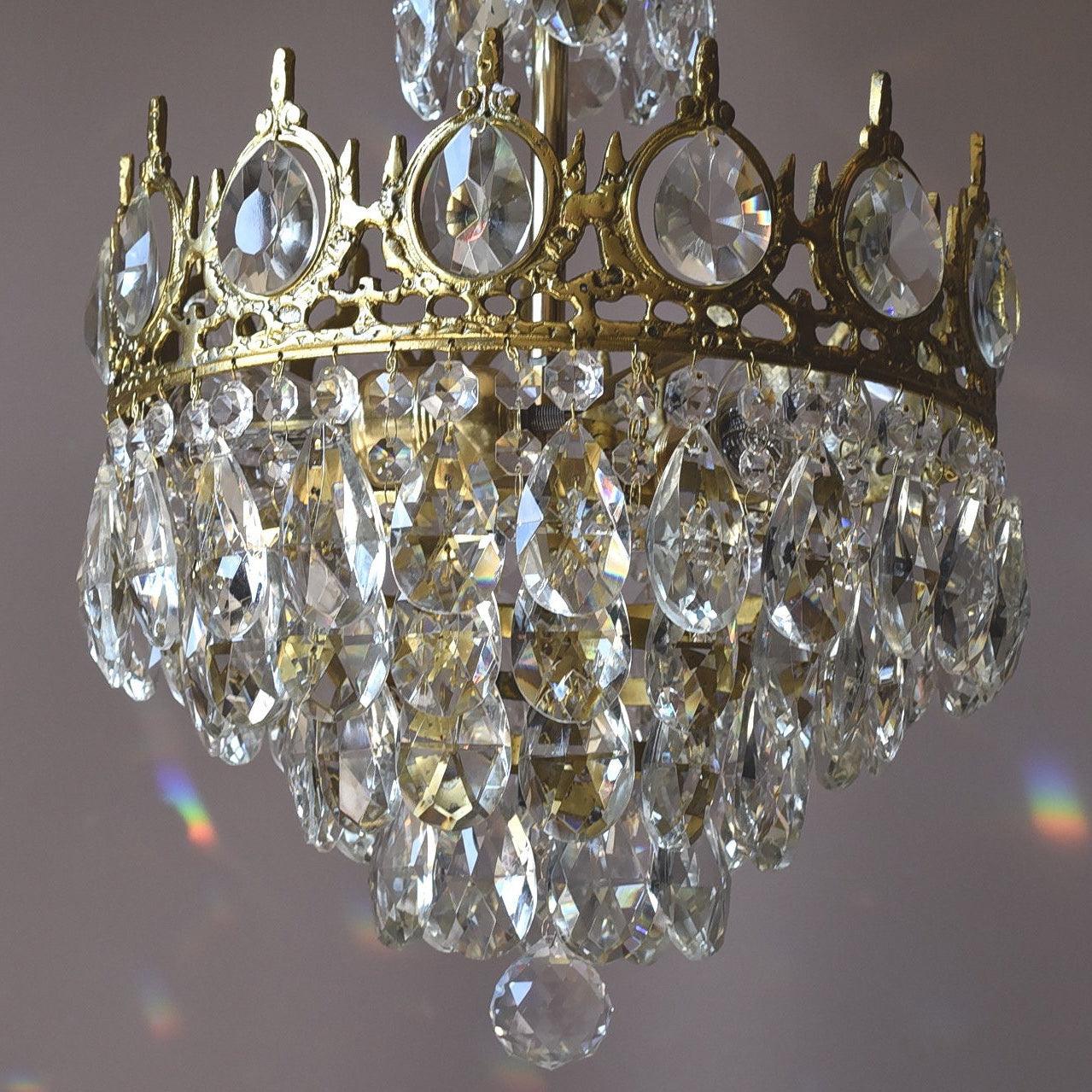 Vintage Crystal Chandelier - Image 25
