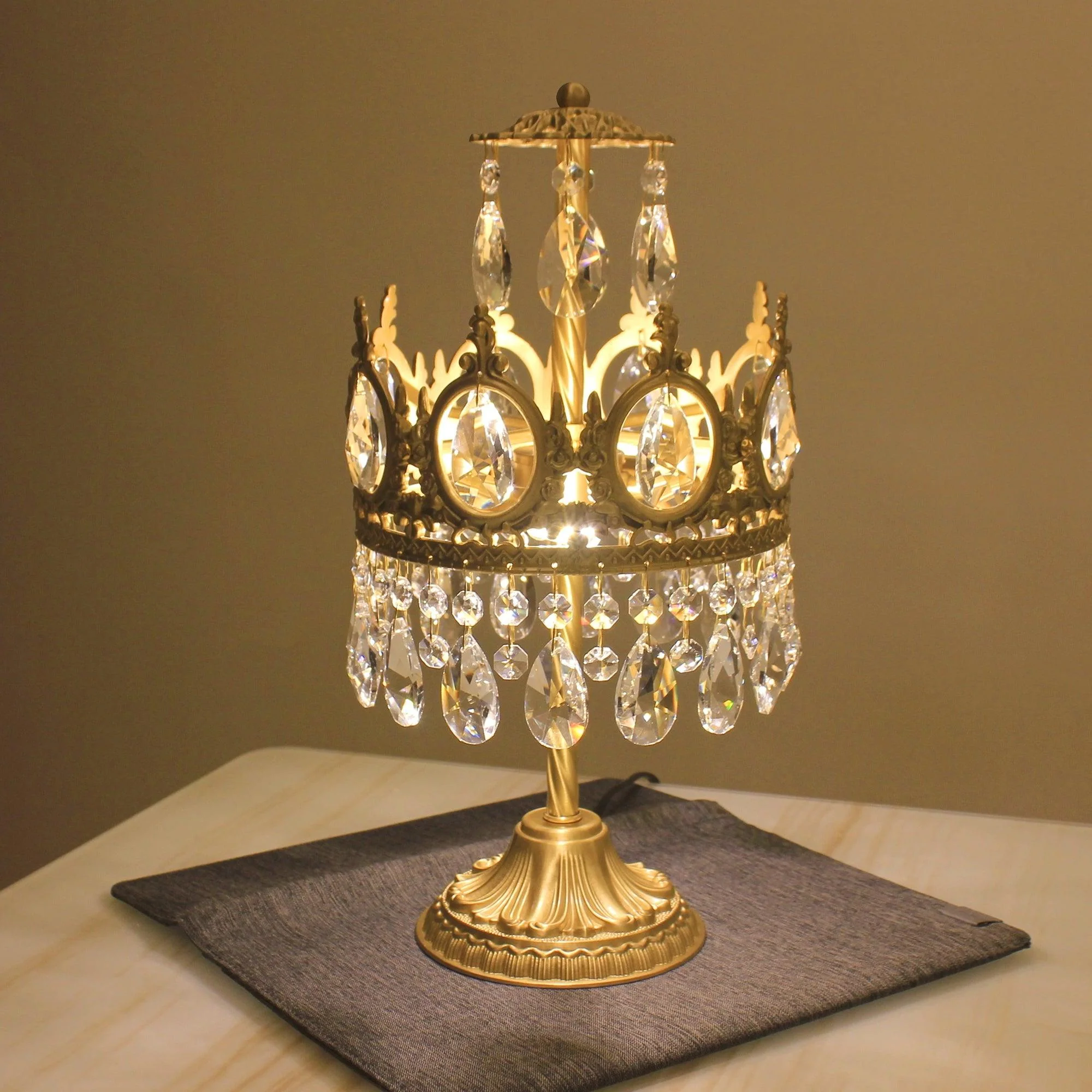 Vintage Crystal Table Light - Image 3