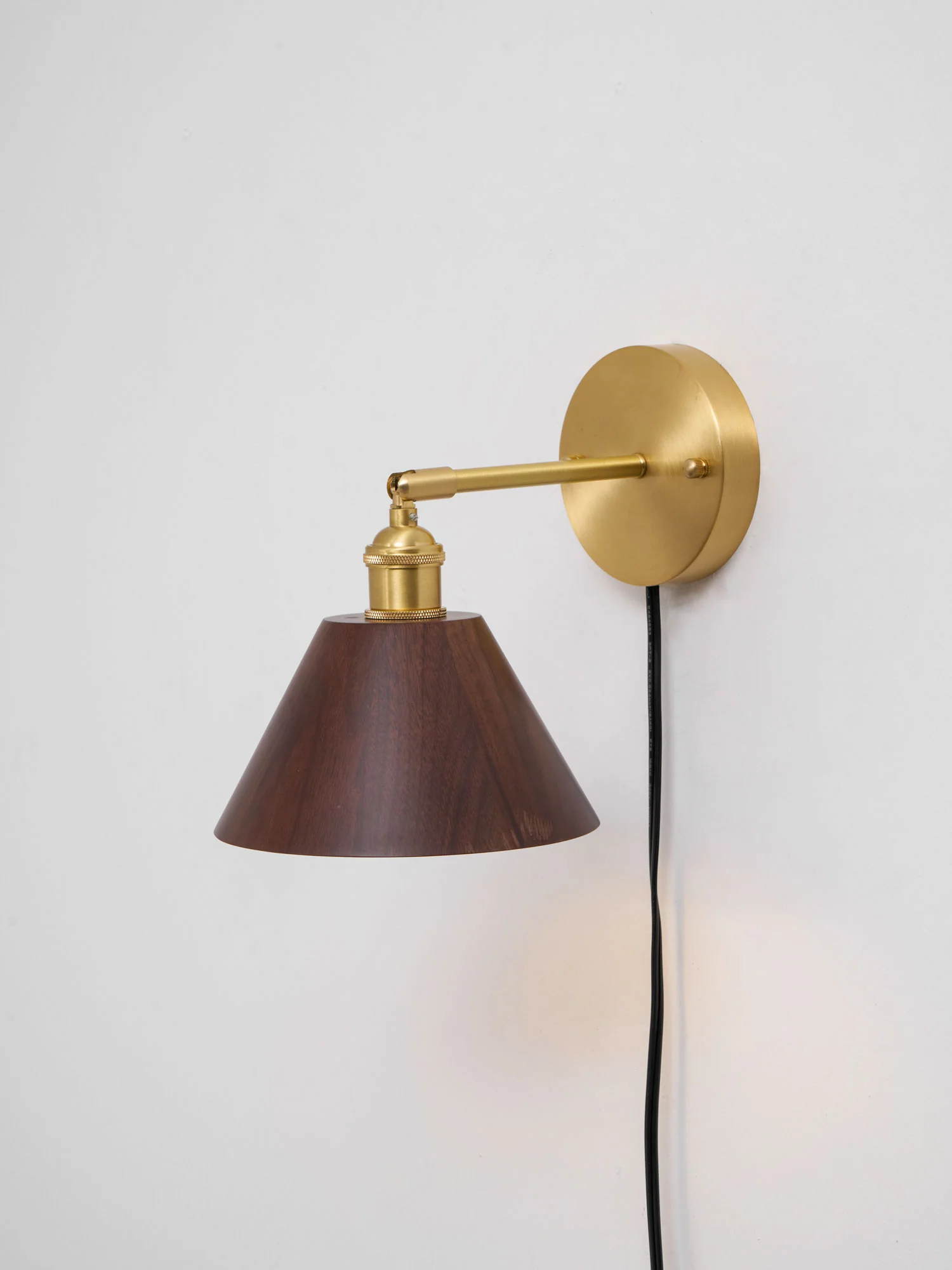 Vintage Wood Plug-in Wall Lamp - Image 16